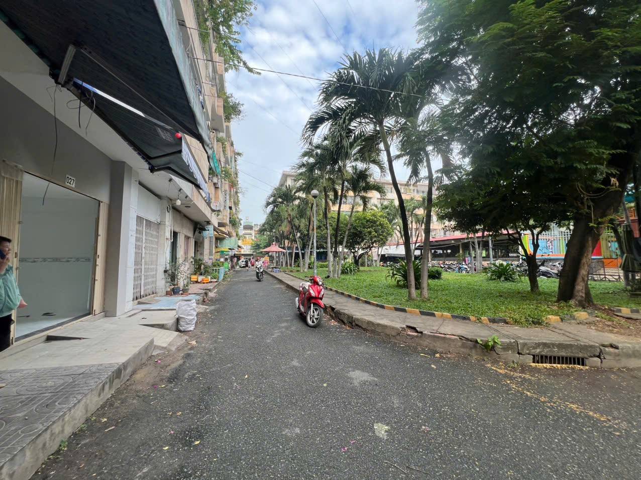 Tân Bình chung cư Gò Dầu tầng trệt diện tích sử dụng 160m SHR, dòng tiền 11 triệu giá 4,5 tỷ