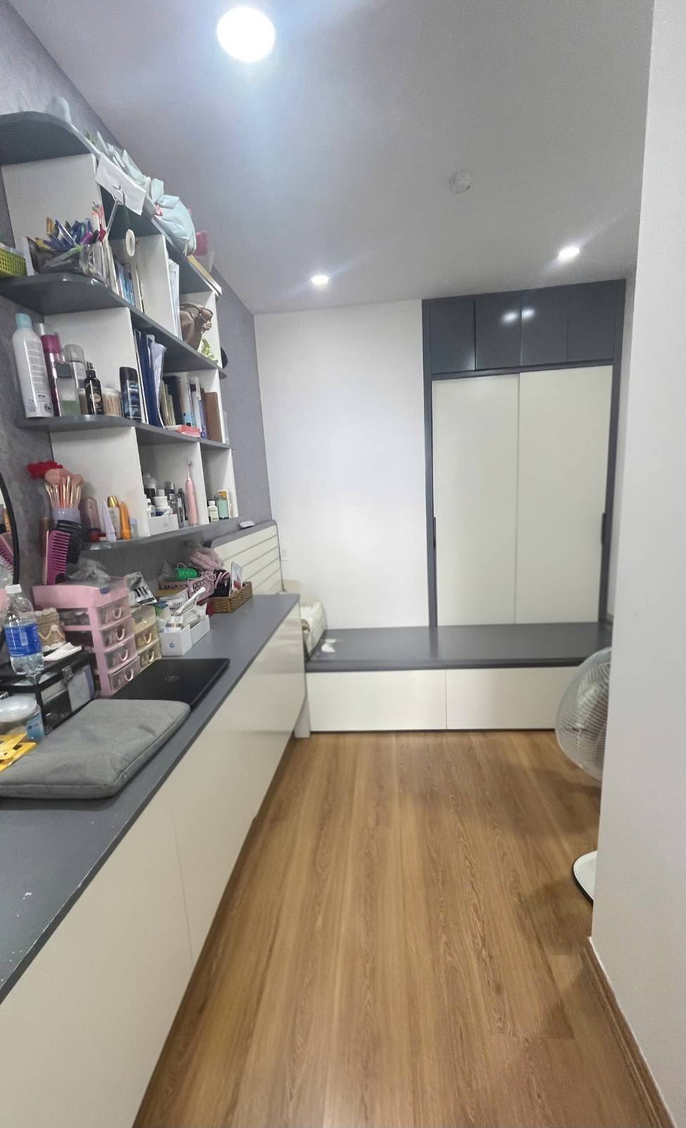 Quận 6, The Western Capital căn góc 80m2, 3 ngủ, 2 vệ sinh, full nội thất, giá 4,5 tỷ