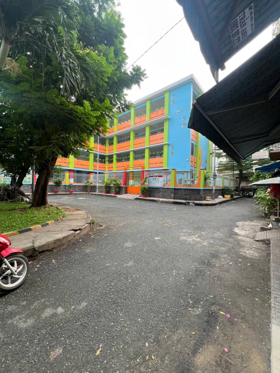 Tân Bình chung cư Gò Dầu tầng trệt diện tích sử dụng 160m SHR, dòng tiền 11 triệu giá 4,5 tỷ