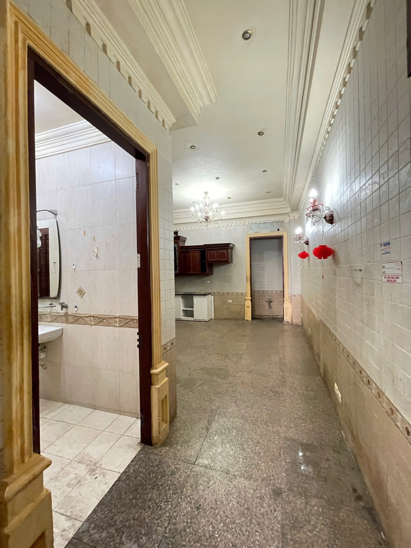 Bán đất tặng nhà 1 trục gần mặt tiền Thích Quảng Đức, Phú Nhuận, 97m2, hẻm xe hơi 5m, 7 tầng, 16.5 tỷ