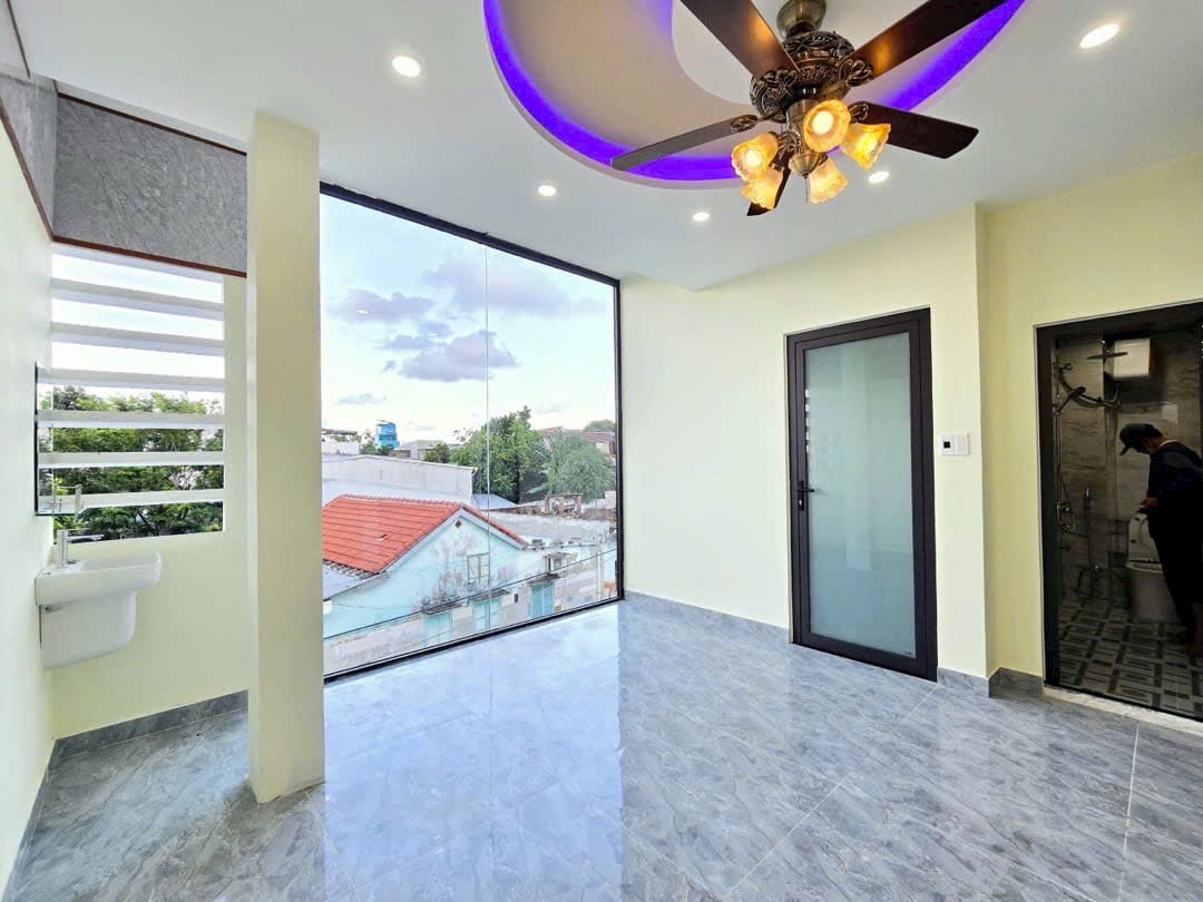 Nhà mới Cẩm Lệ 2 mặt kiệt ô tô 7m – thiết kế villa hiện đại – giá chỉ hơn 5 tỷ