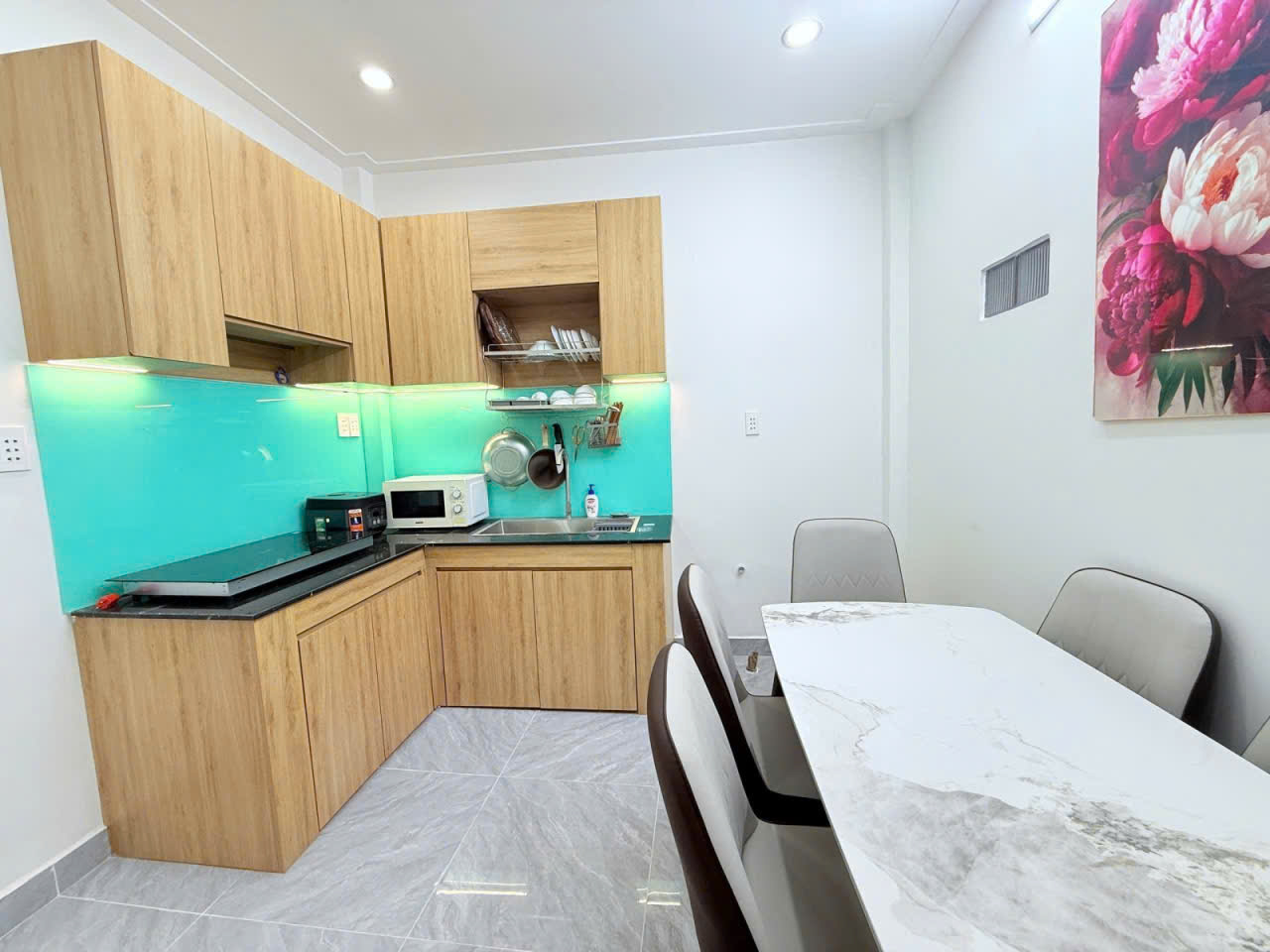 Nhà mới full nội thất, hẻm gần Ruby Nguyễn Sỹ Sách, giá 4,15 tỷ