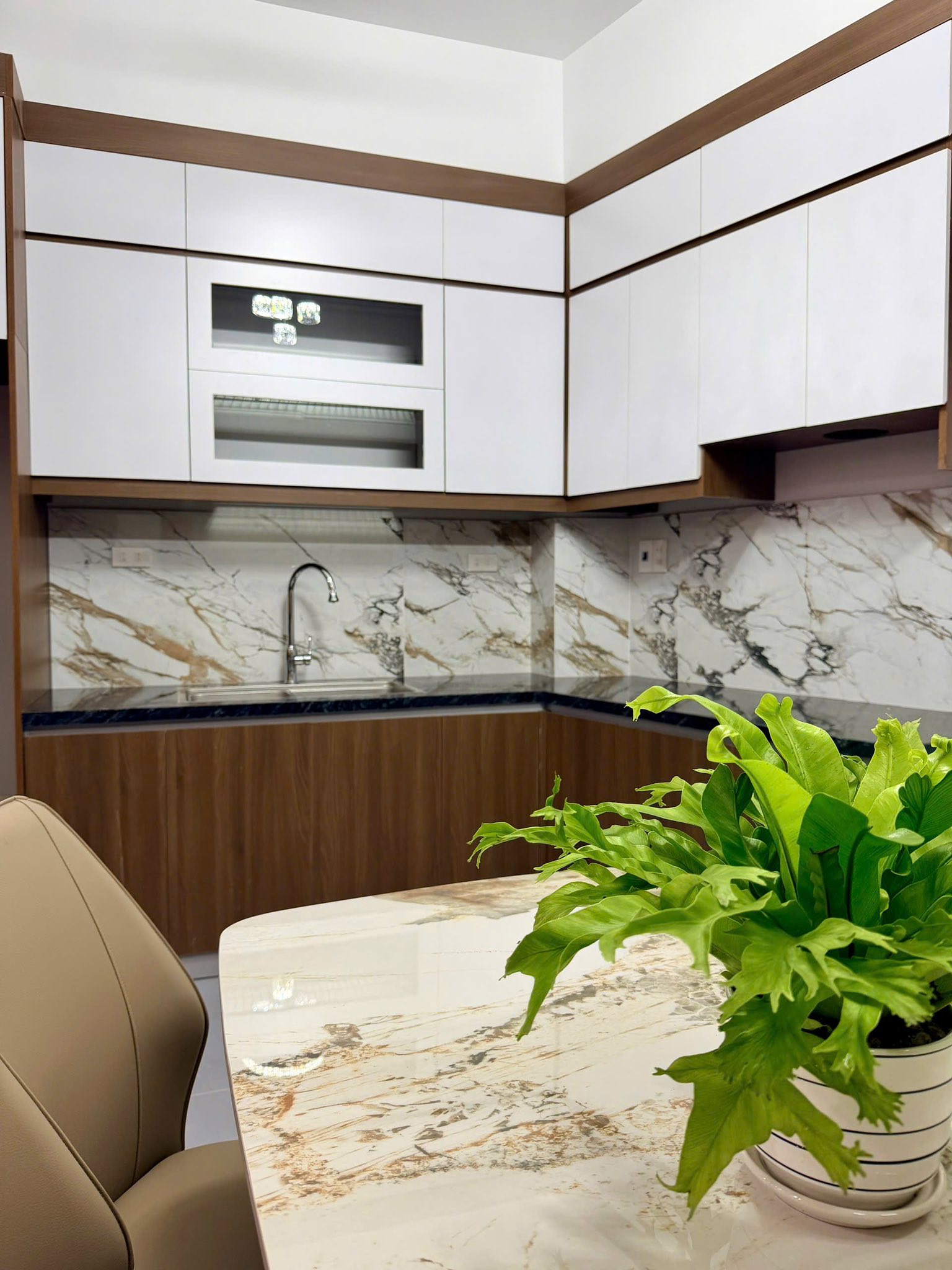 Bán căn nhà 4 tầng ngõ phố Nguyễn Tuân, Thanh Bình, Thành phố Hải Dương, 45m2, mặt tiền 4m, 4 ngủ, 3.29 tỷ
