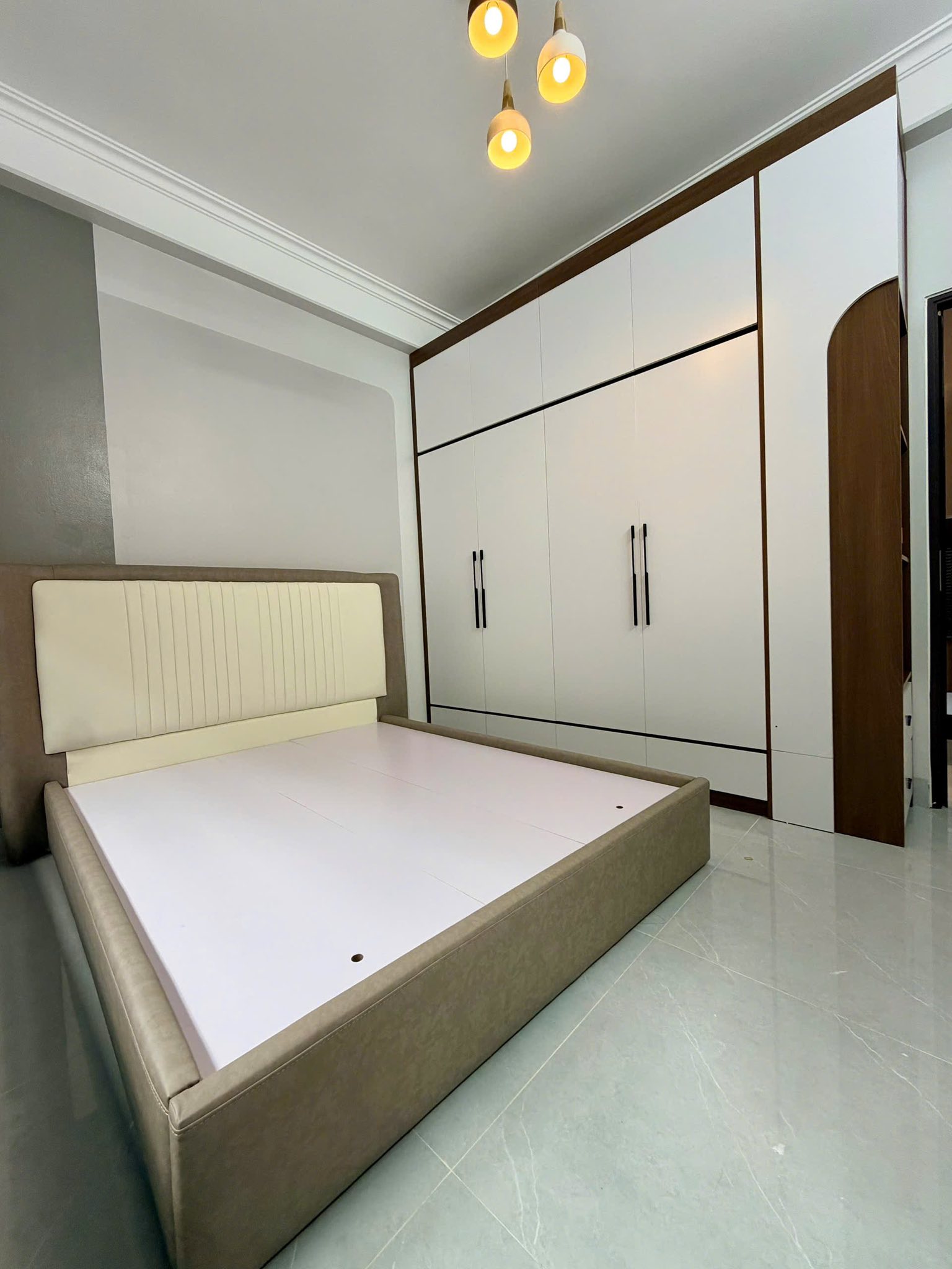Bán căn nhà 4 tầng ngõ phố Nguyễn Tuân, Thanh Bình, Thành phố Hải Dương, 45m2, mặt tiền 4m, 4 ngủ, 3.29 tỷ