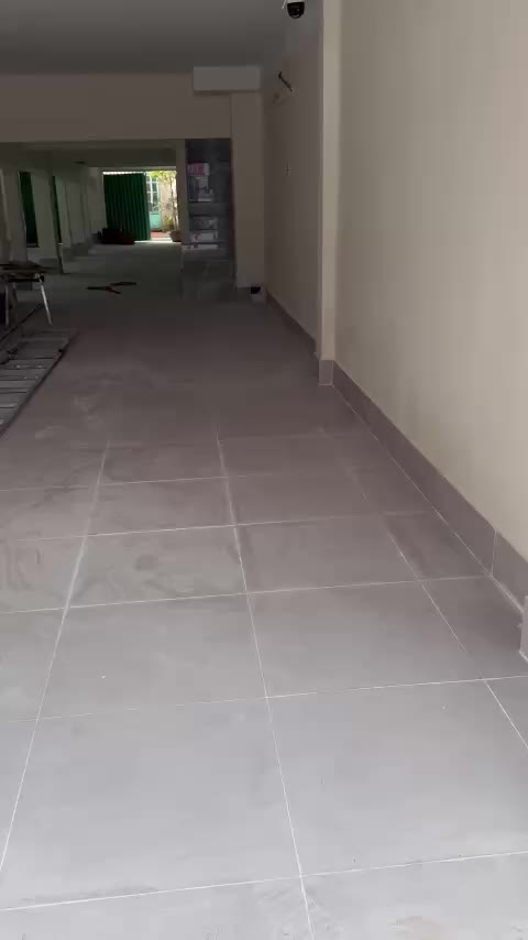 Cơ hội vàng mặt tiền Lạc Long Quân – giá sốc chỉ 40 triệu/tháng – diện tích khủng 410m2