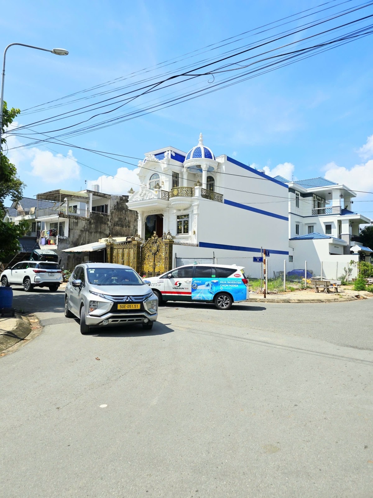 Nhà mặt tiền, khu tái định cư Đường 12, Thủ Đức, diện tích 114m2, ngang 5m, giá 5,5 tỷ