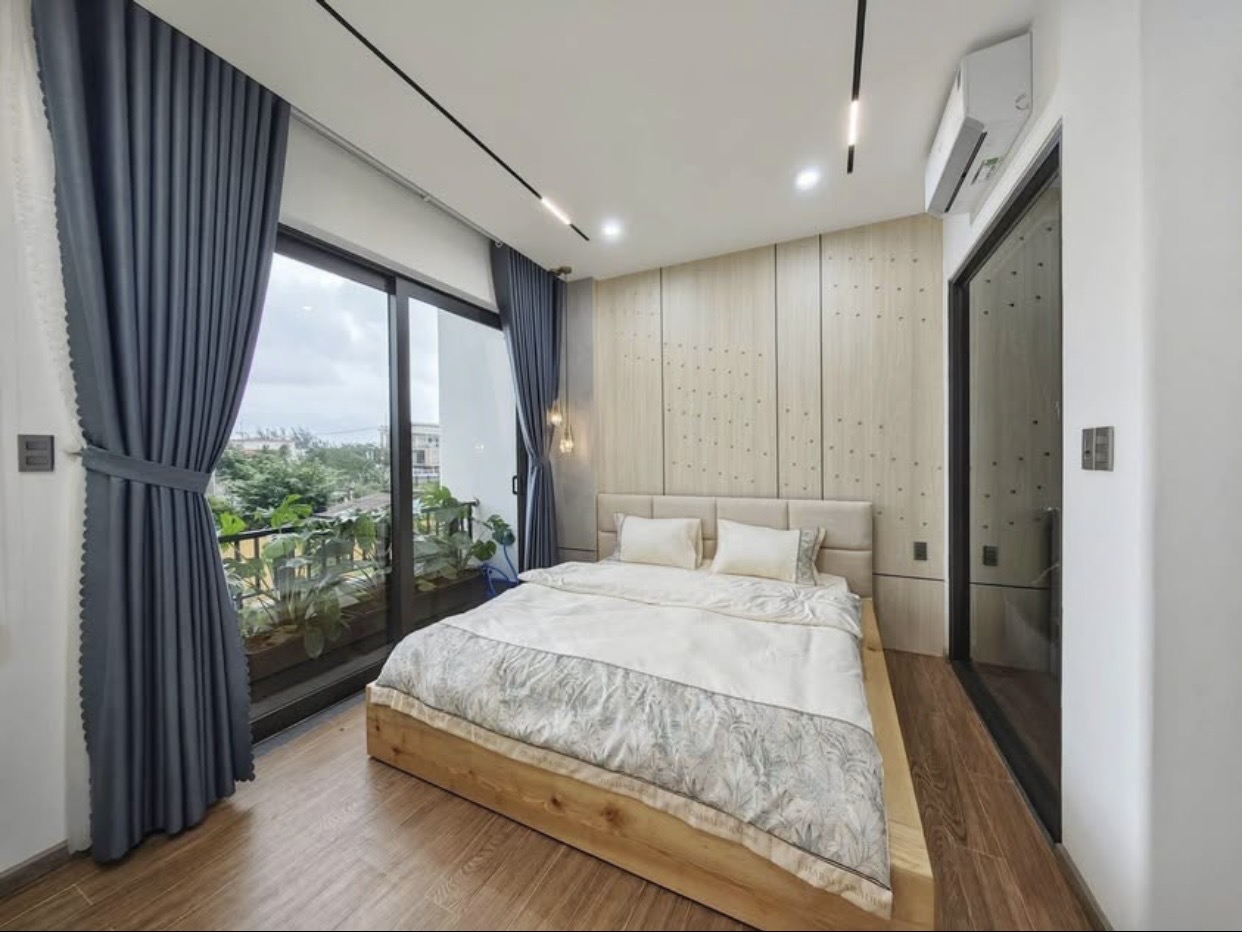 Bán nhà phố Giáp Nhị, mặt phố, kinh doanh, ô tô tránh, diện tích 30m2 x 4 tầng, nhỉnh 8 tỷ