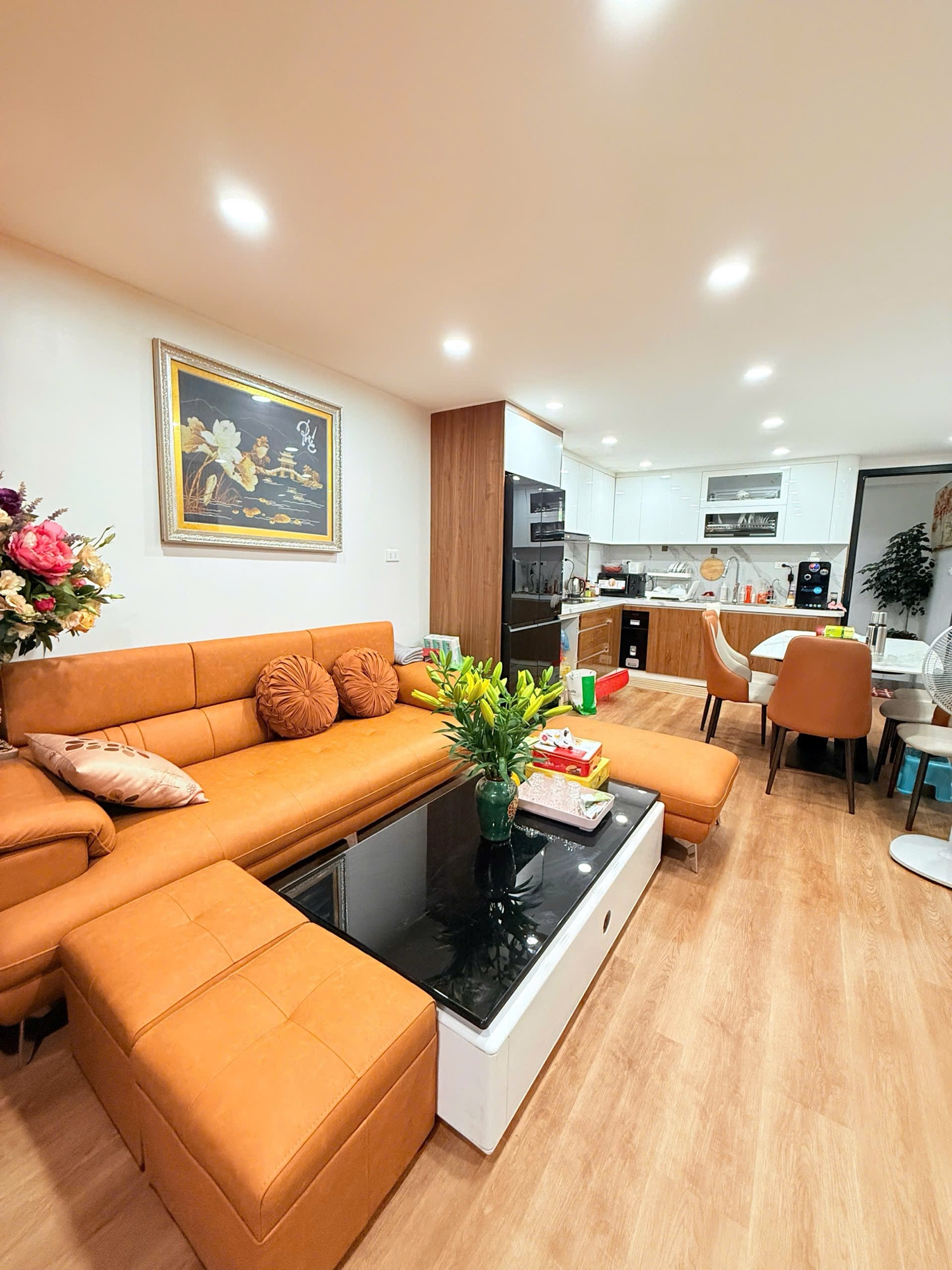 Chính chủ cần bán gấp căn nhà 5 tầng full nội thất tại Vạn Phúc, Hà Đông