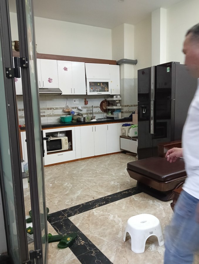 Nhà đẹp Phúc Lợi Long Biên, cách đường ô tô 50m, cạnh trường Tiểu học Lê Quý Đôn