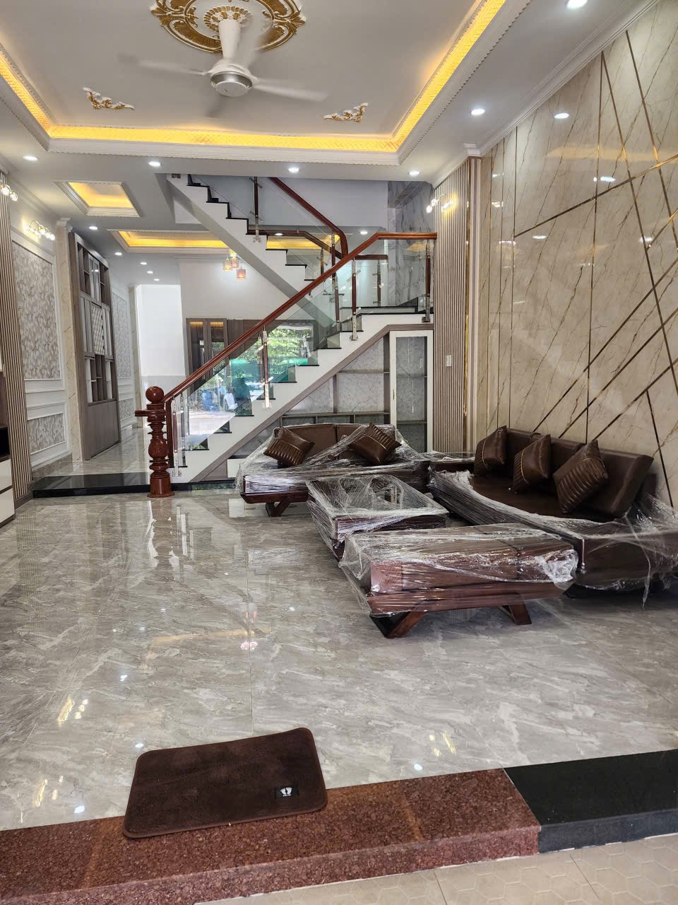 Bán nhà sổ hồng riêng - Vị trí Đường số 3, Khu nhà Vi Hảo, phường Tân khánh, Thành phố Hồ Chí Minh (mới)