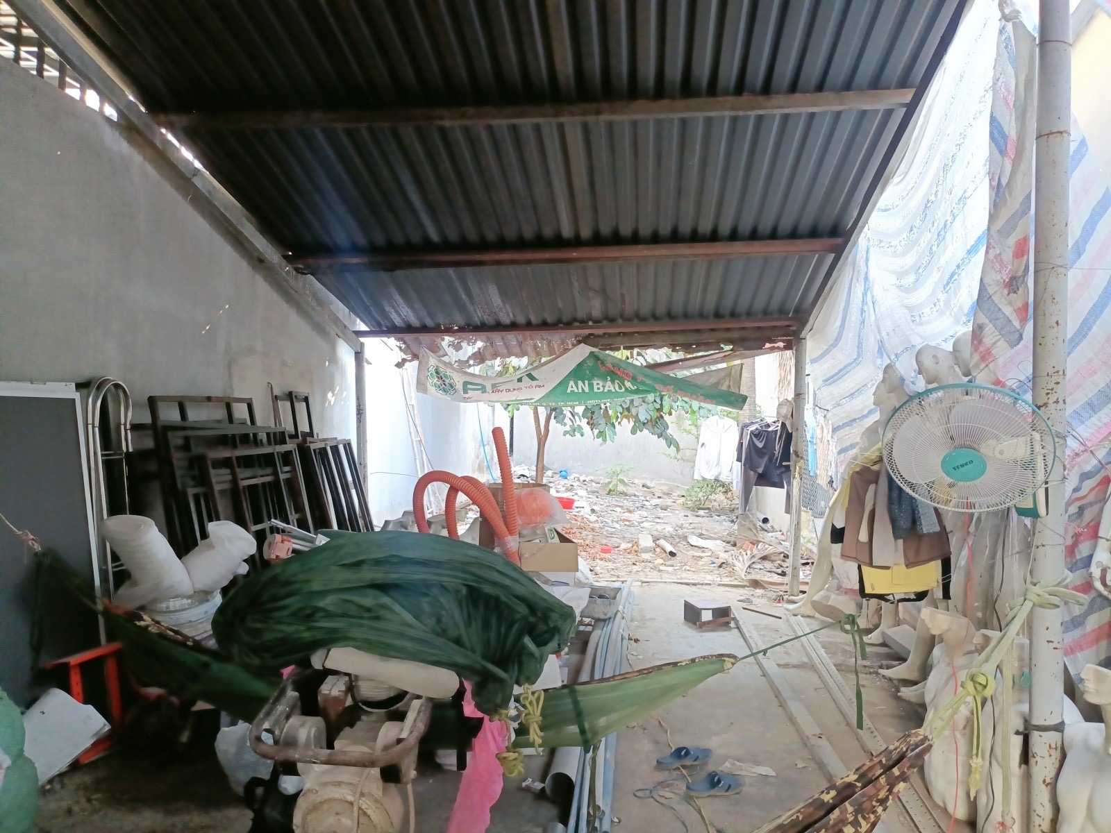Linh Trung, Thủ Đức thơm ngát, diện tích 123m2, vuông A4, cách mặt tiền 1 căn, giá chỉ 8,6 tỷ