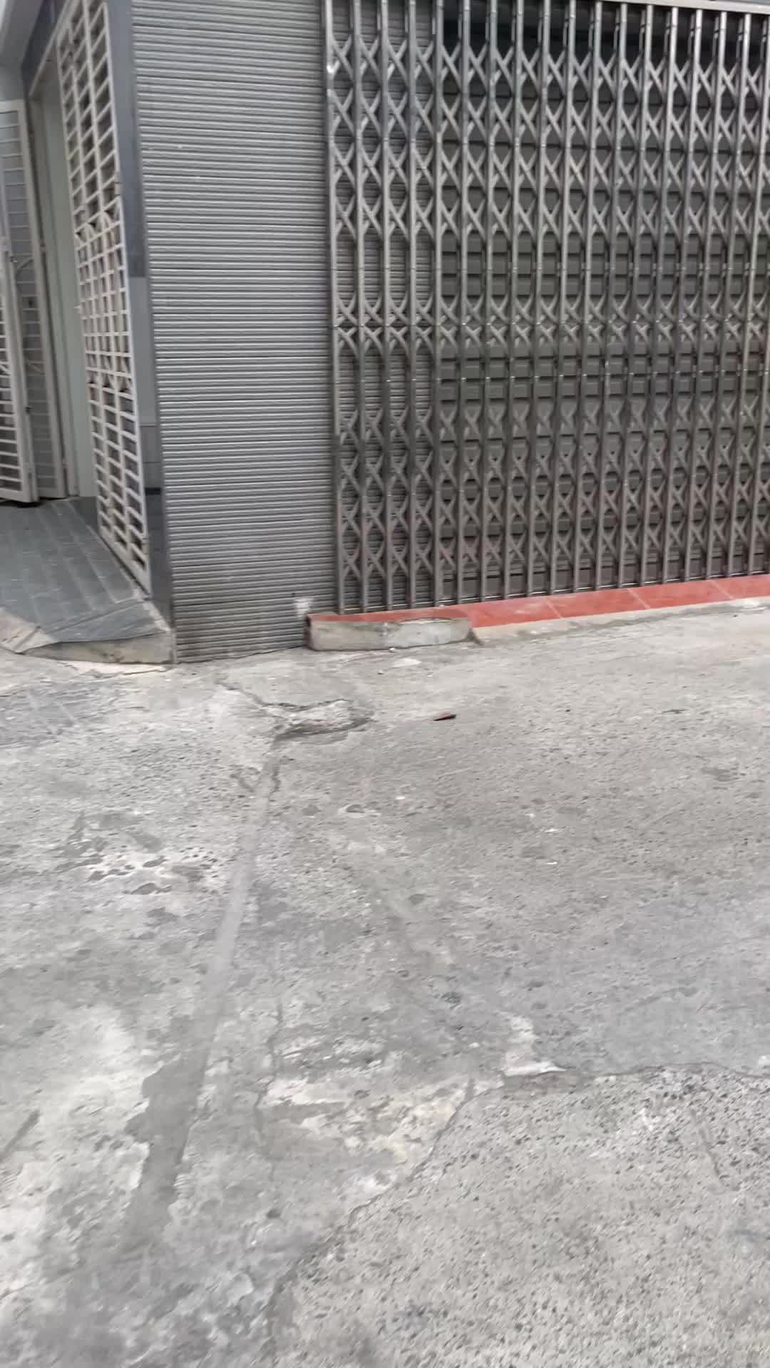 Bán nhà Hải Phòng, phố Thiên Lôi thuận lợi đầu tư có lãi và làm khách danh đỗ ô tô trong nhà