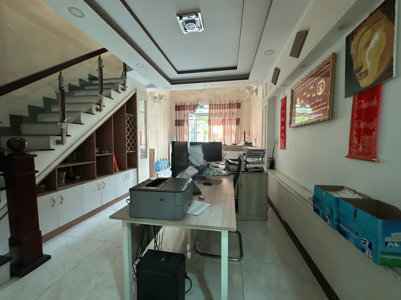 Bán nhà phố 4 lầu ngang 4.2m mặt tiền kinh doanh đa nghề Quang Trung, diện tích sàn 174m2, gần chợ Hoàng Hoa Thám, 10 tỷ