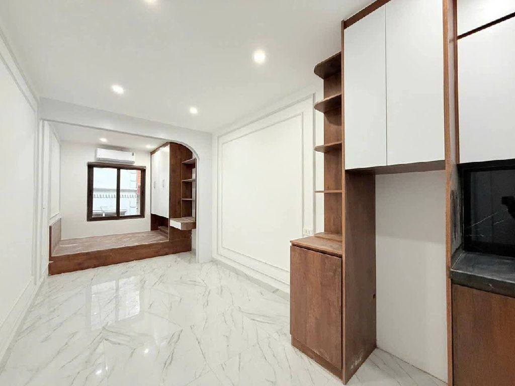 Bán tòa nhà căn hộ dịch vụ đường Khương Trung, 8 tầng, thang máy, 20 căn hộ cho thuê