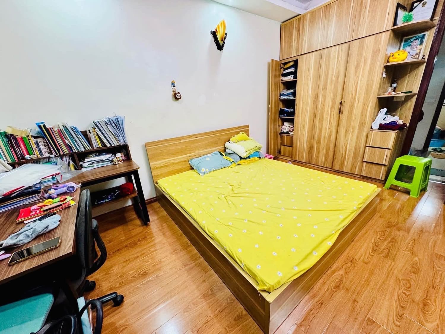 Hiếm nhà mặt ngõ Minh Khai - vừa ở vừa kinh doanh - 10,5 tỷ