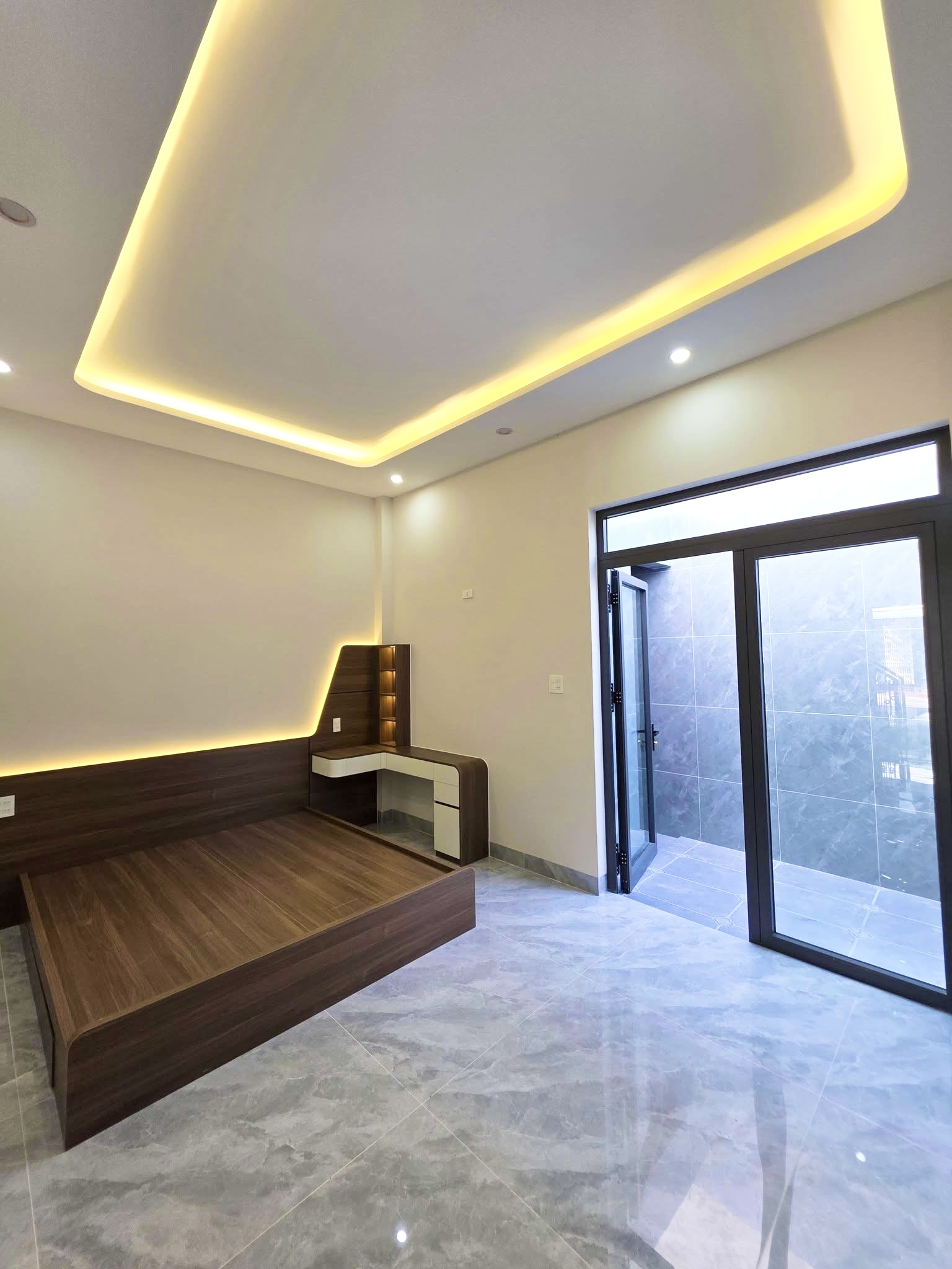 Nhà 3 mê mới, 3 phòng ngủ, mặt tiền khu mới gara quyền, 87,5m2, ngang 5m, Quy Nhơn