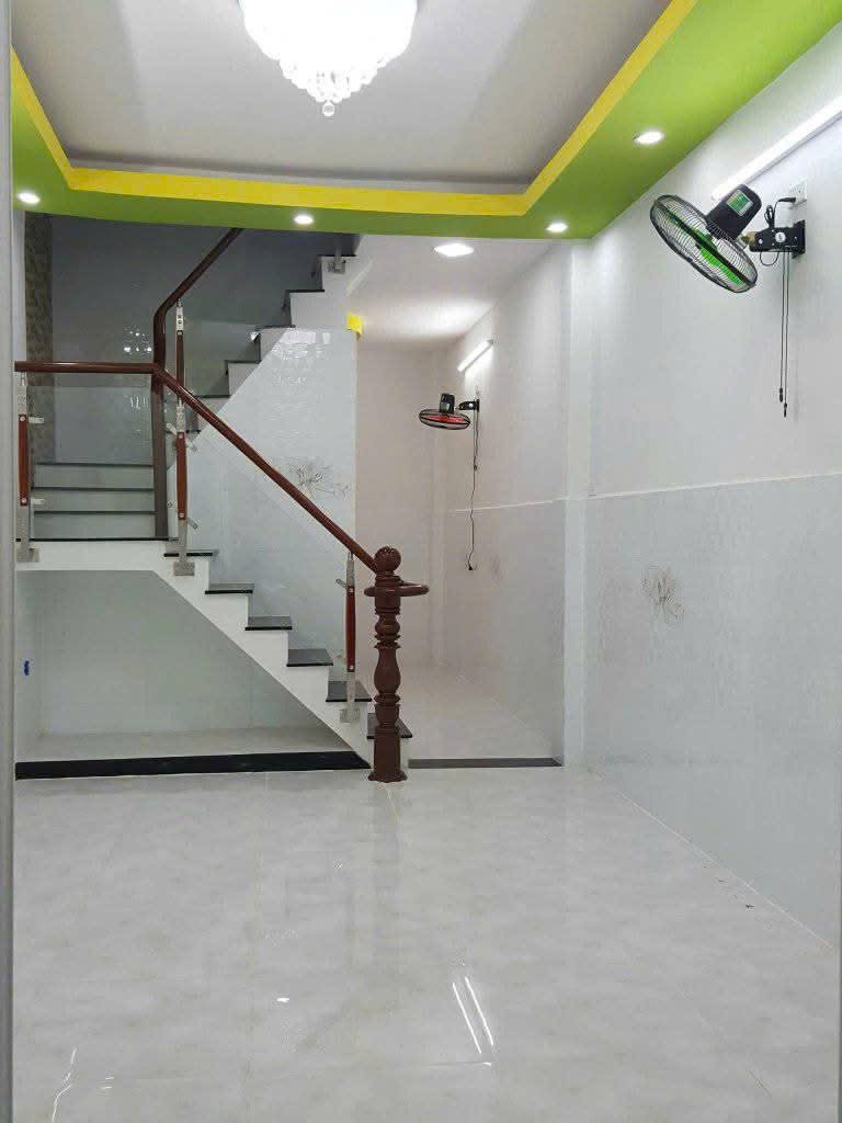 Nhà đẹp khu dân cư hiện hữu, yên tĩnh, an ninh, di chuyển nhanh sang quận Phú Nhuận, Quận 1