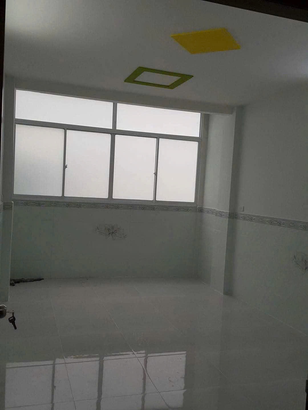 Nhà đẹp khu dân cư hiện hữu, yên tĩnh, an ninh, di chuyển nhanh sang quận Phú Nhuận, quận 1