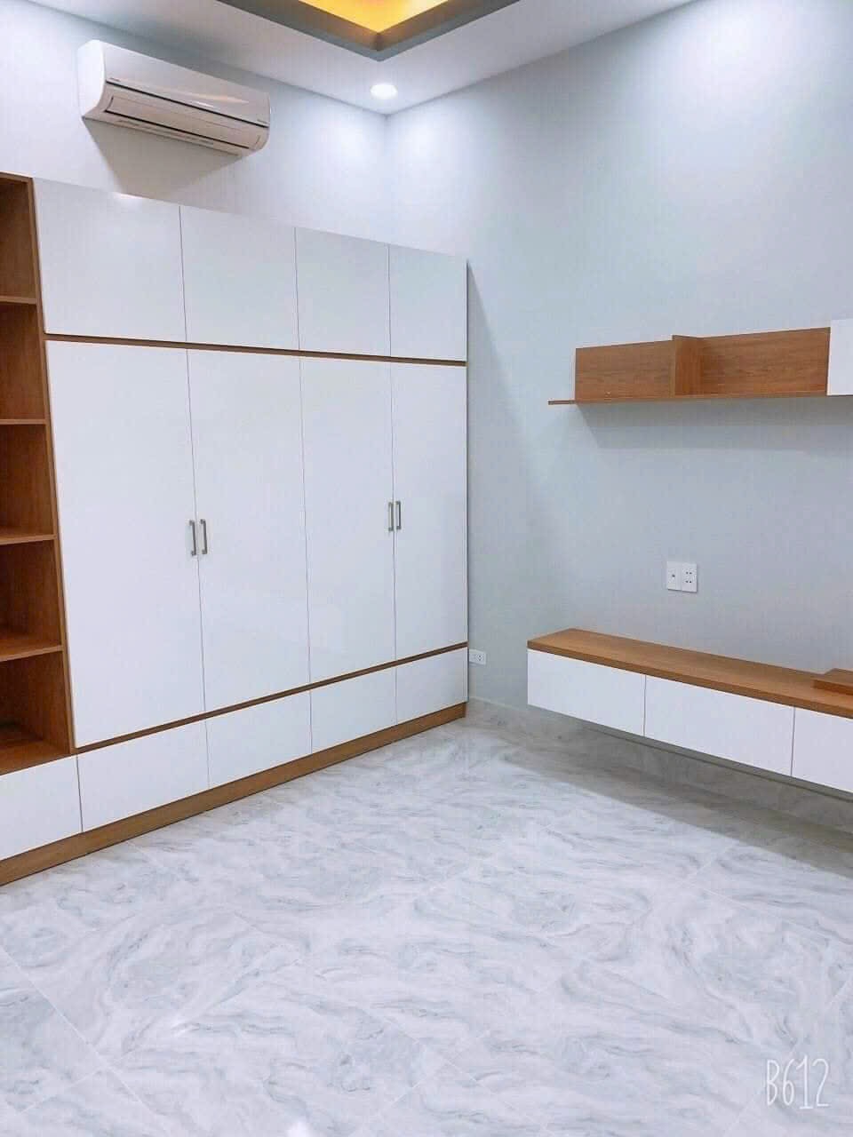 Bán nhà Nguyễn Thượng Hiền, phường 17, quận Phú Nhuận