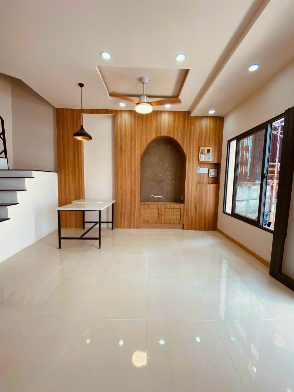 Cần tiền bán gấp nhà hẻm xe hơi An Dương Vương, Phường 8, Quận 5, 35m2, 2 ngủ 2 vệ sinh ở ngay