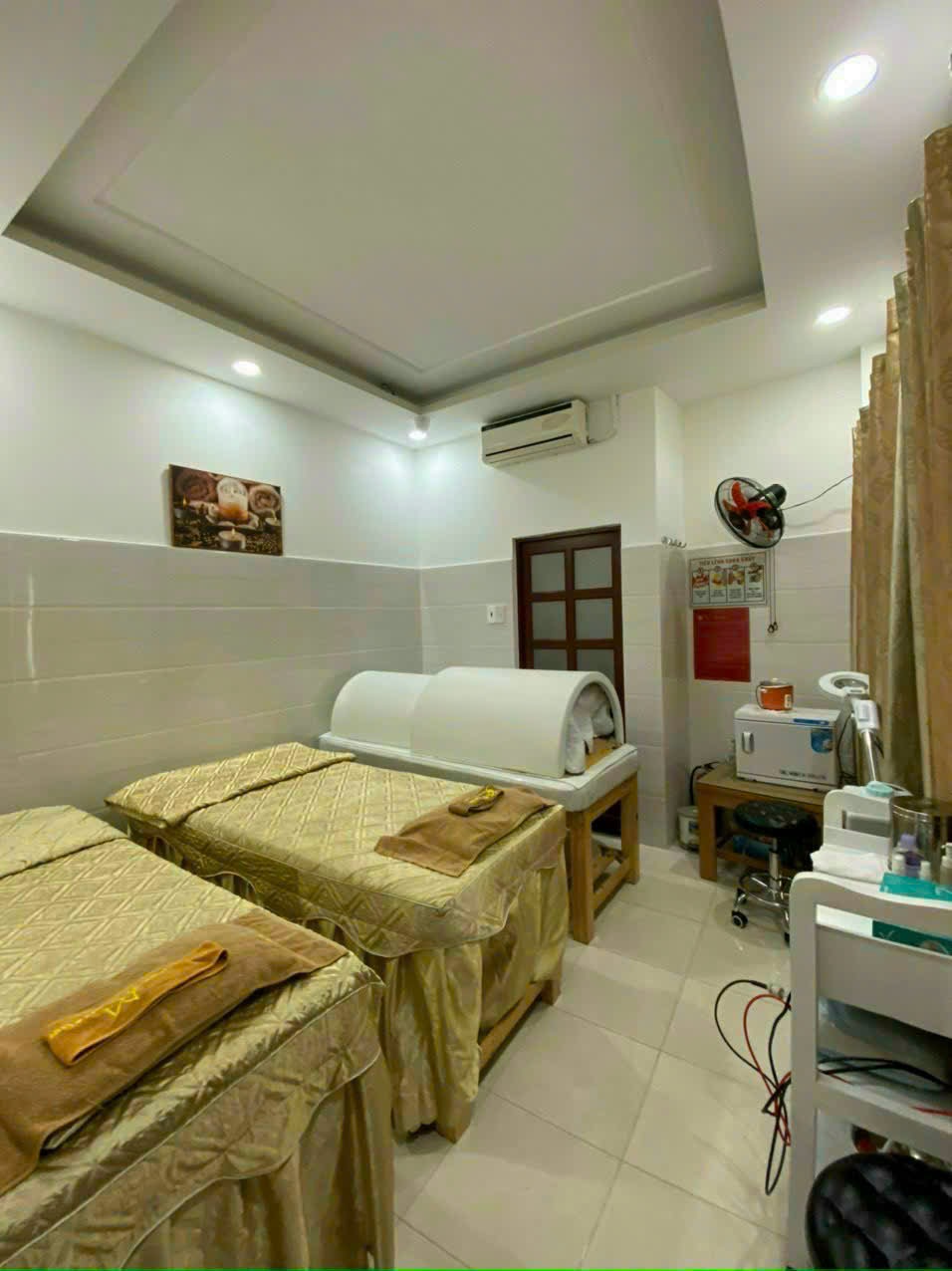 Tôi cần bán nhà hẻm Trần Kế Xương, phường 3, Bình Thạnh, 4mx12m vuông vức, 4 phòng ngủ, 4wc, kinh doanh được