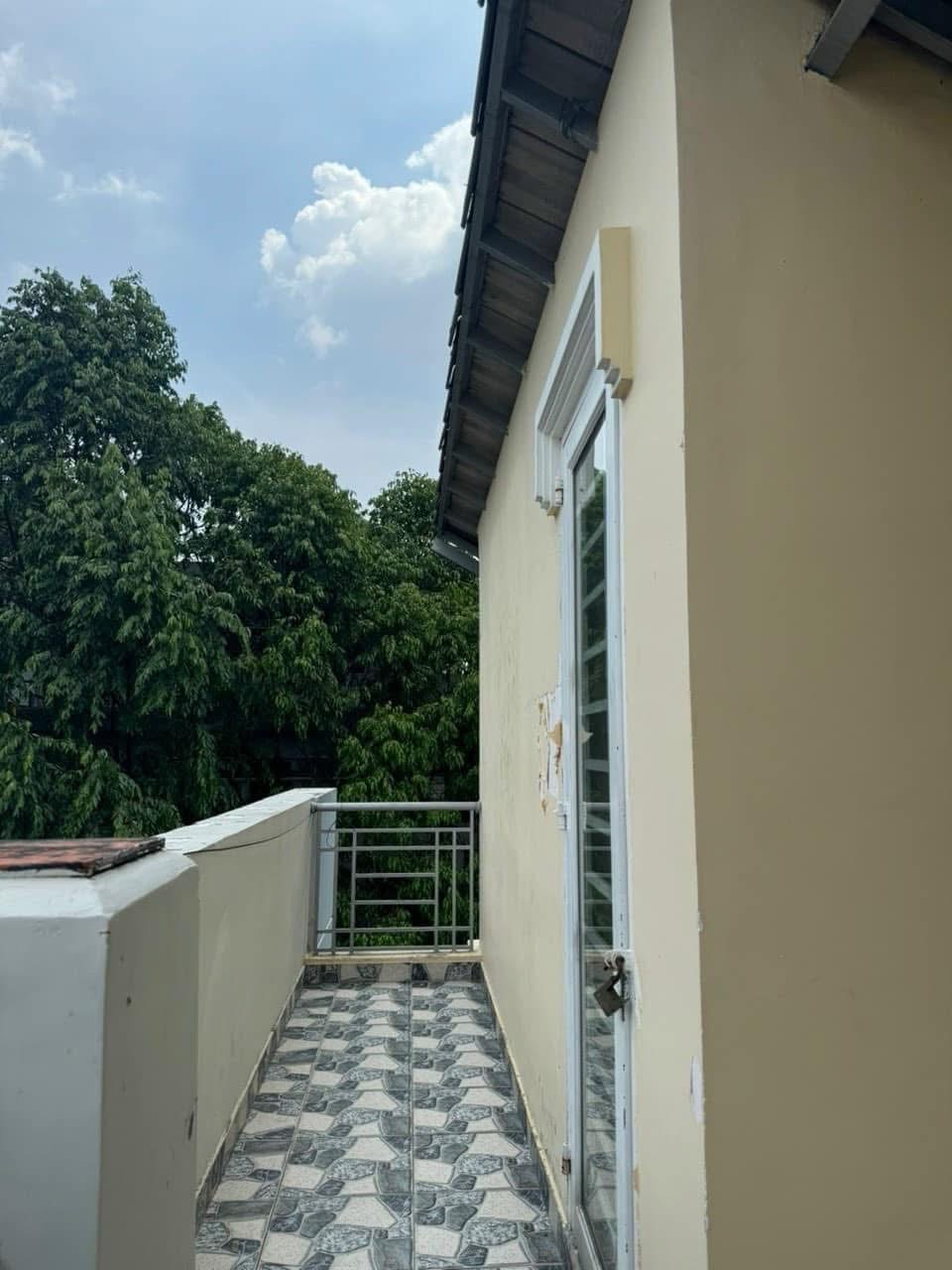 Nhà 1/ Hà Huy Giáp bên cạnh trường Cao Đẳng Điện Lực quận 12