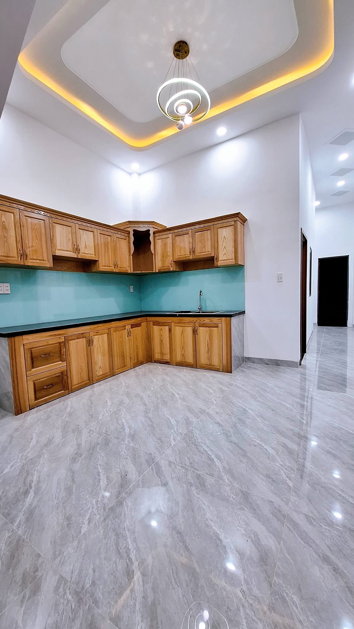 Nhà lầu đẹp Phan Thị Hành Tân Phú, 80m2, 3.1 tỷ