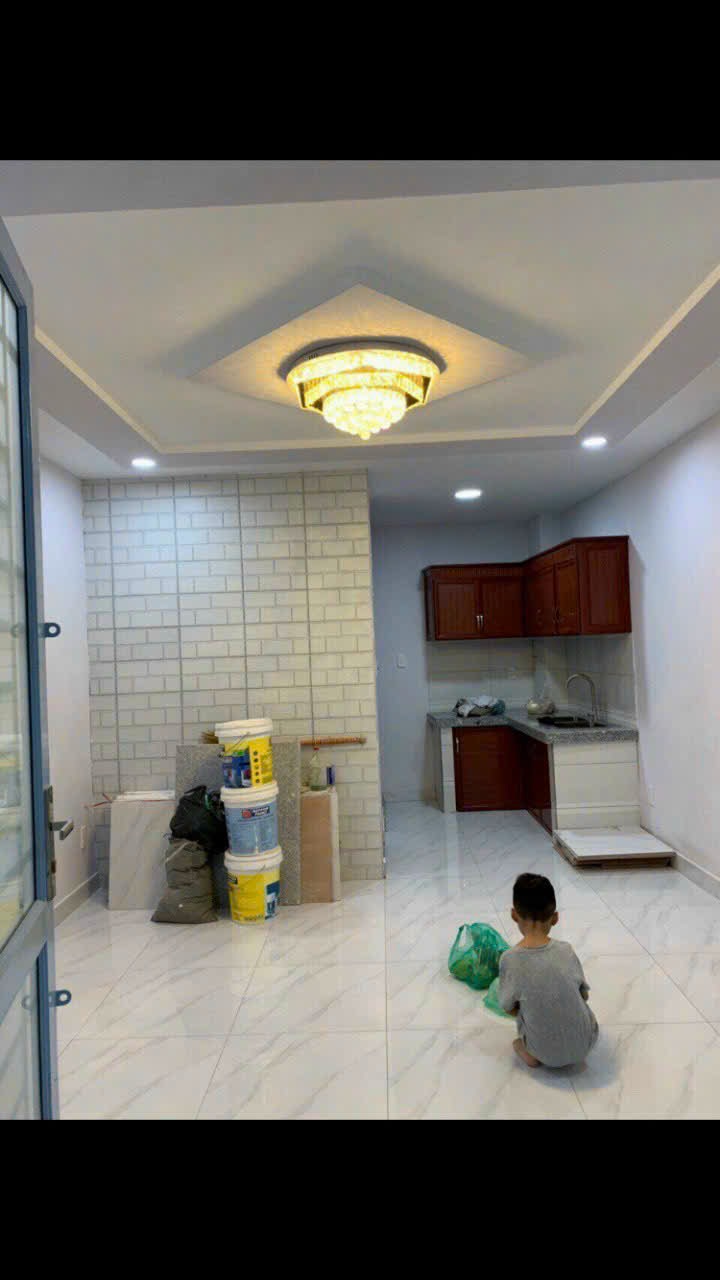 Chốt gấp nhà đẹp Lê Quang Định, Quận Bình Thạnh, 4,5m x 8m, 3 phòng ngủ