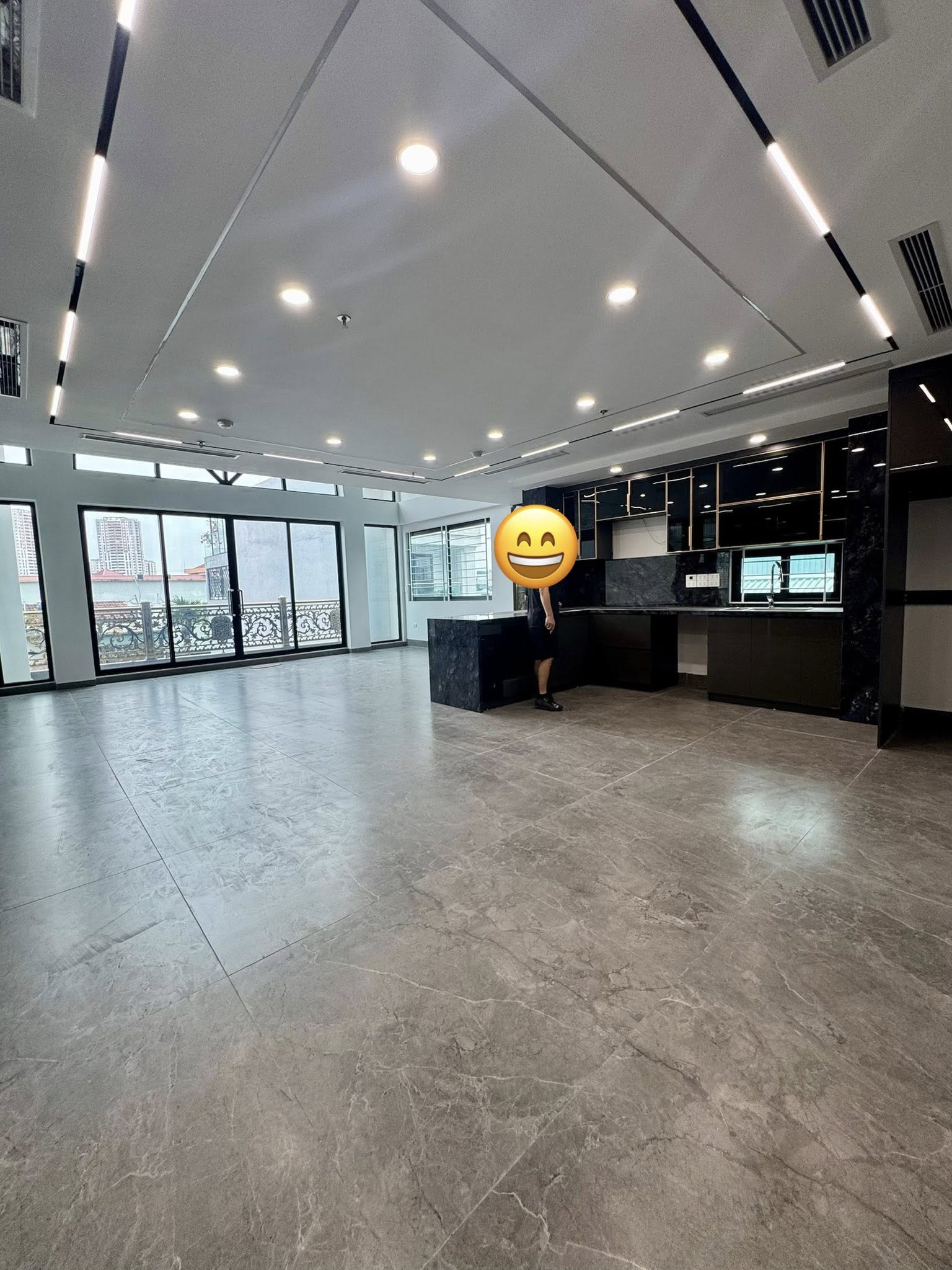 Bán nhà đường Nguyễn Chính, 90m2, 7 tầng, thang máy, gara ô tô, kinh doanh