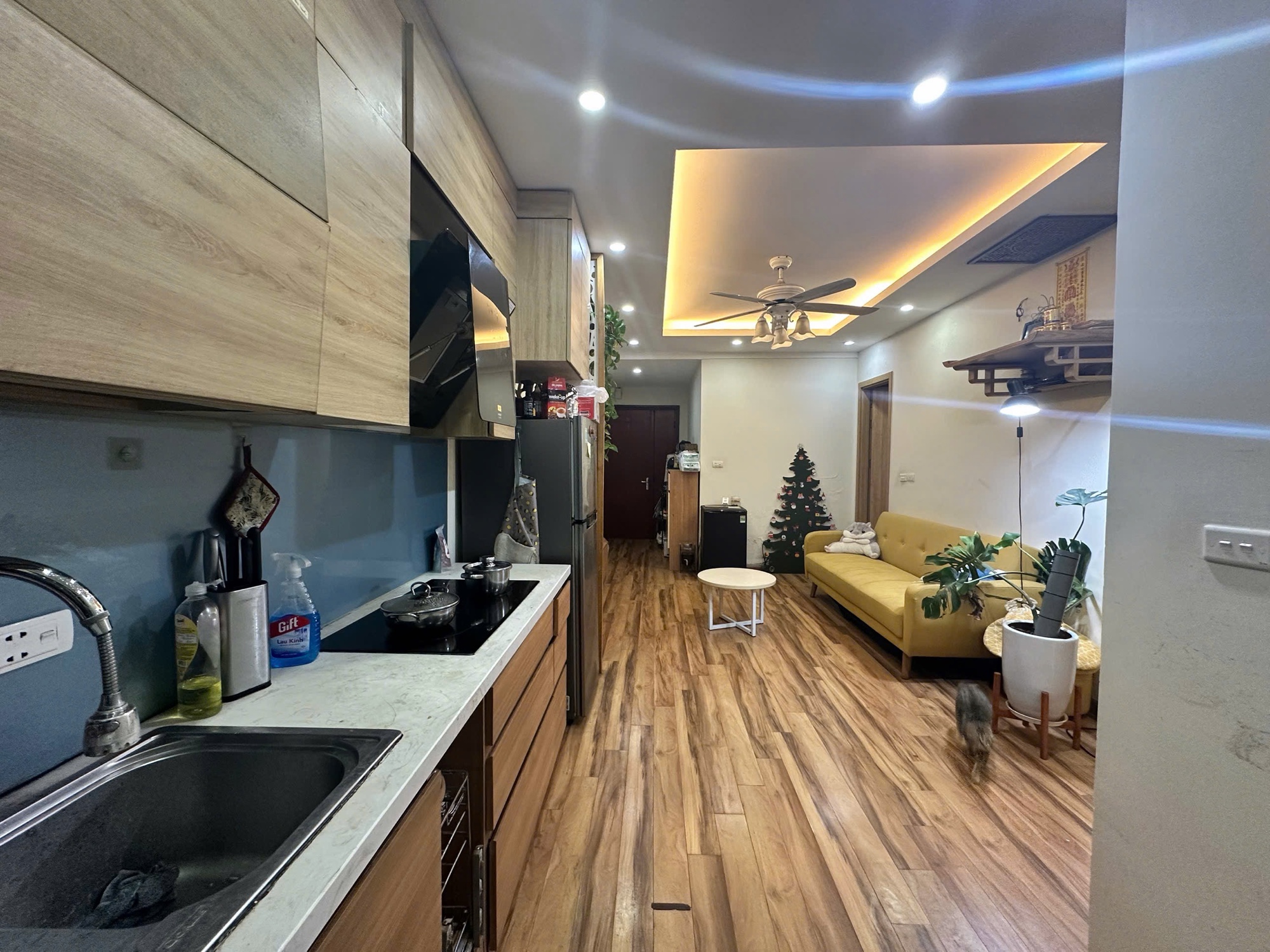 Bán gấp căn hộ chung cư quận Cầu Giấy – đường Phạm Văn Đồng – 65m2 – Sổ lâu dài
