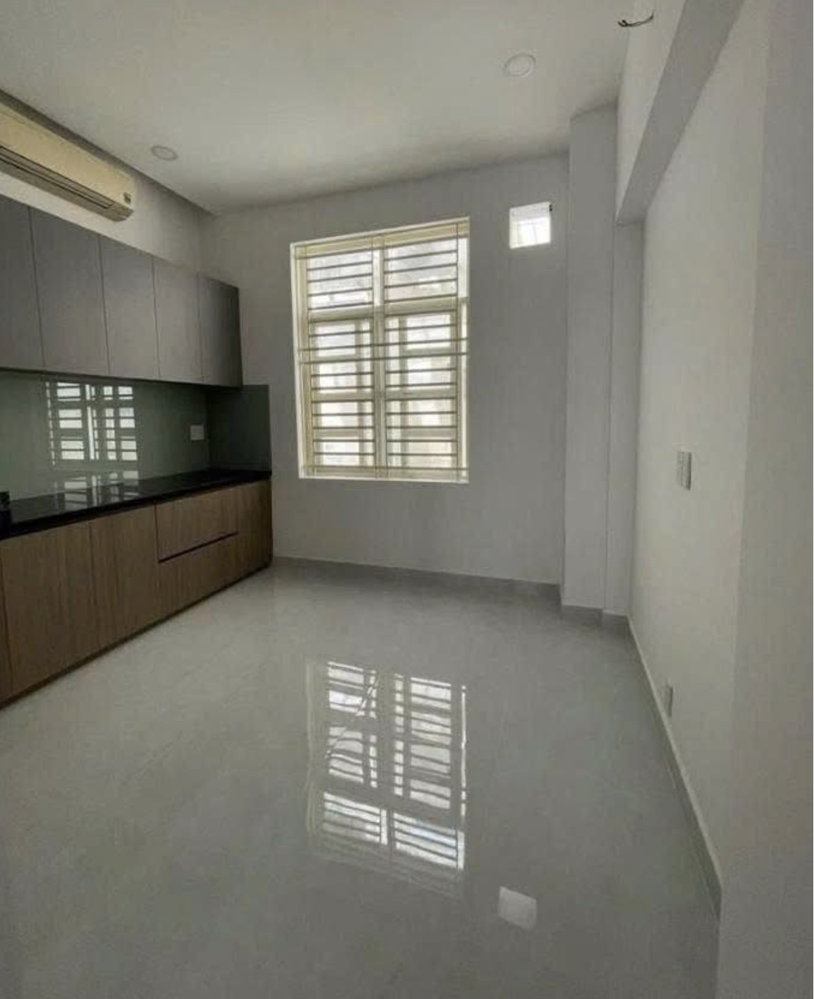 Mở ra cánh cửa đến với một ngôi nhà riêng cực chất tại Phố Trần Xuân Soạn, Phường Tân Hưng, Hồ Chí Minh