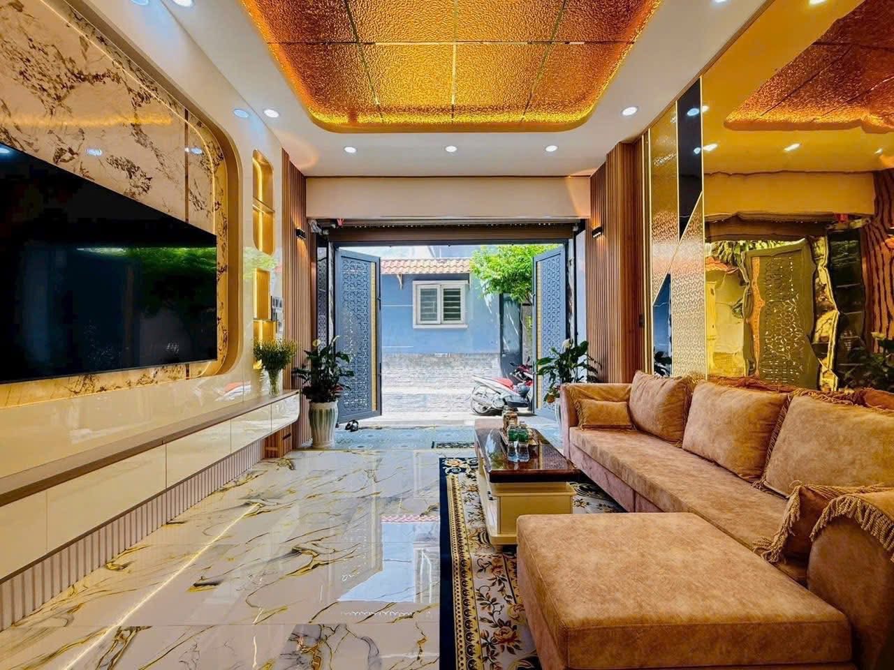Nhà đẹp, full nội thất cao cấp, phường Tân Sơn, 48m2 8.5 tỷ