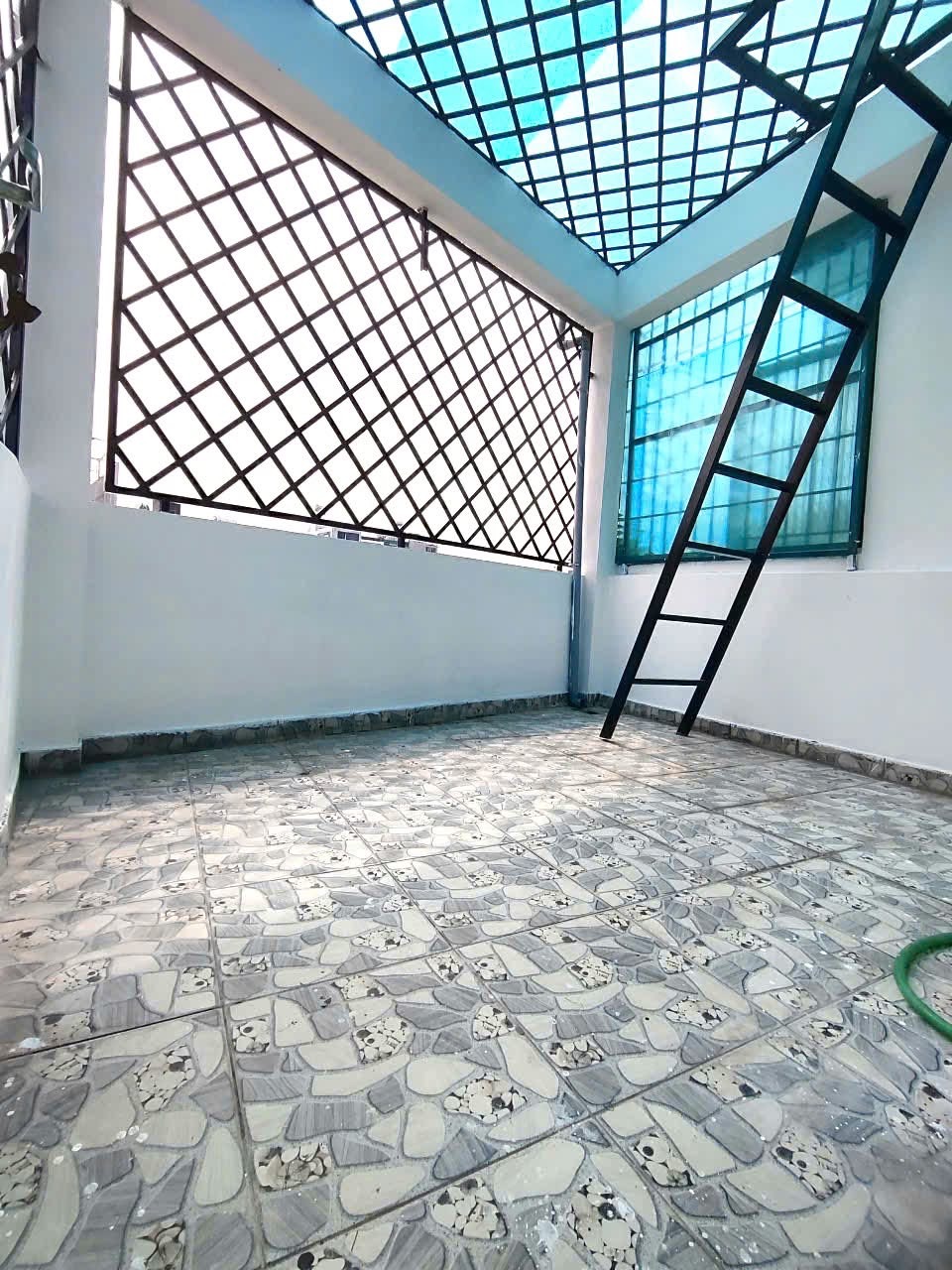 Nhà mới Bình Thạnh, 36m2 (3.6x10m), giá 6 tỷ, Phan Văn Trị, gần chợ Bà Chiểu