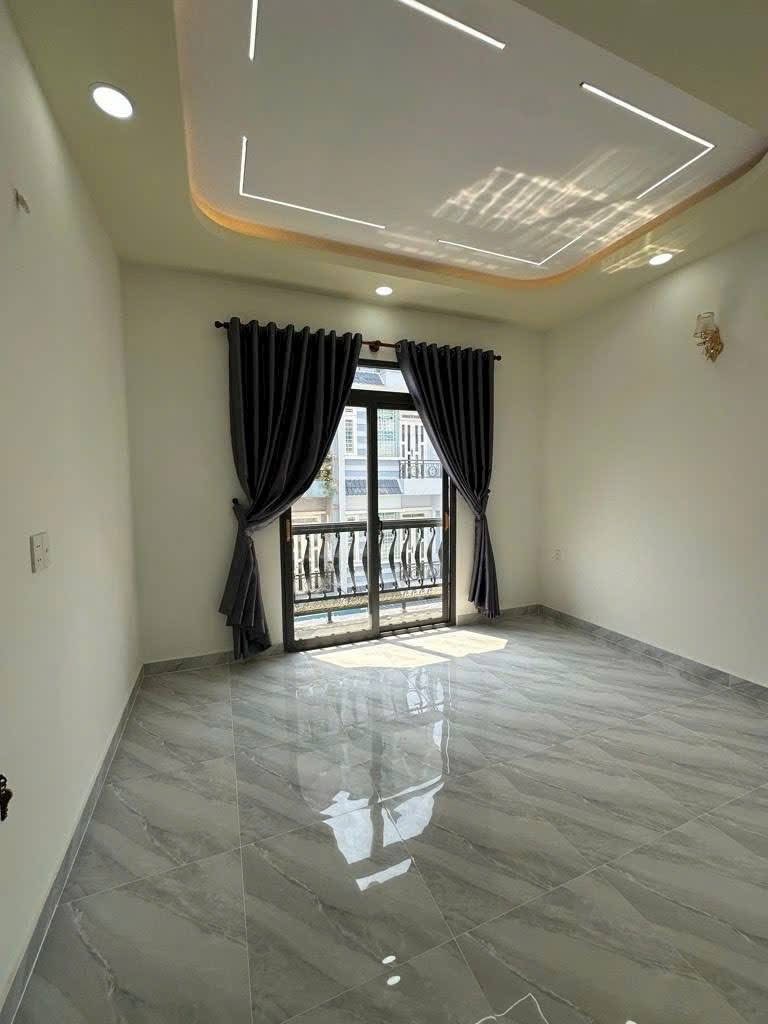 Nhà xây mới đường Lê Văn Quới vào hẻm 7m, oto đậu trong nhà, 52m2, 6,85 tỷ