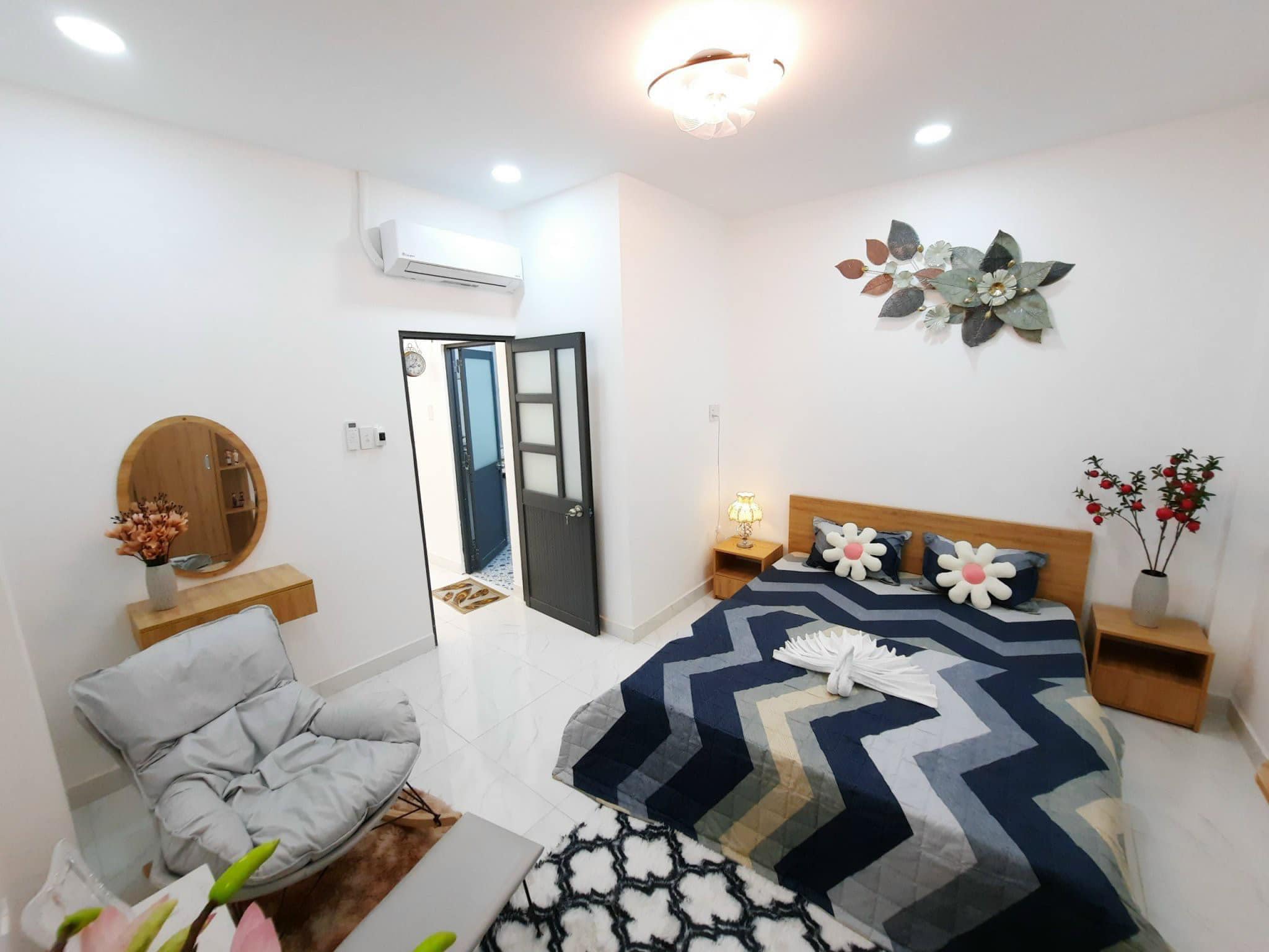 Nhà hẻm ô tô Bùi Qung Là, phường 9, quận Gò Vấp, giá 2,67 tỷ 30m2