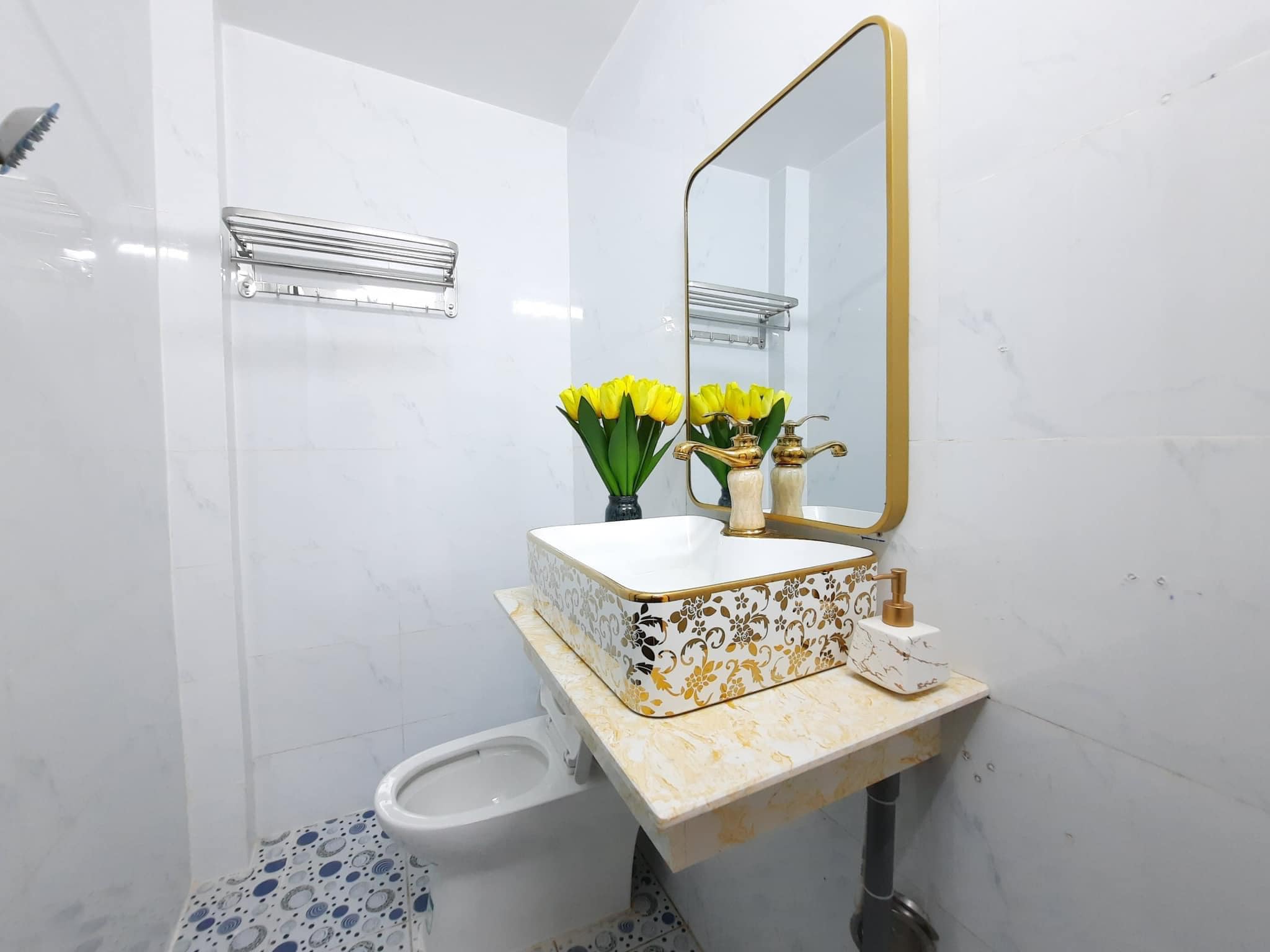 Nhà hẻm ô tô Bùi Qung Là, phường 9, quận Gò Vấp, giá 2,67 tỷ 30m2
