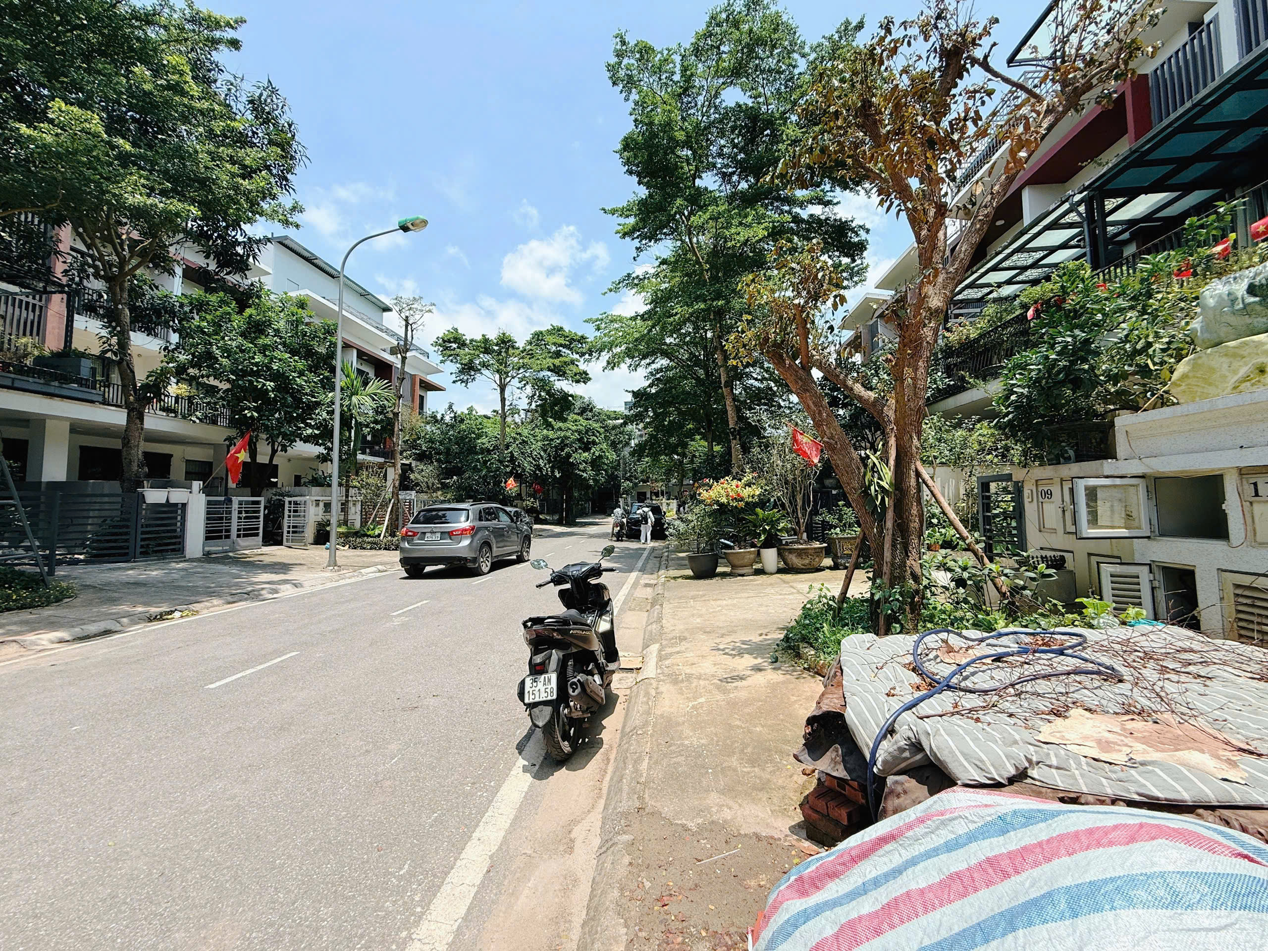 Nhà liền kề khu đô thị Gamuda, Hoàng Mai, 120m2 - 5 tầng, nội thất cao cấp