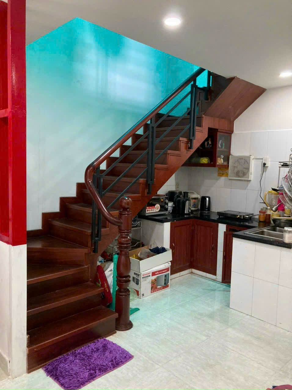 Nhà hẻm giá tốt Hồng Bàng, quận 10, 3,2m x 8m, 2 ngủ, 2 vệ sinh ở ngay