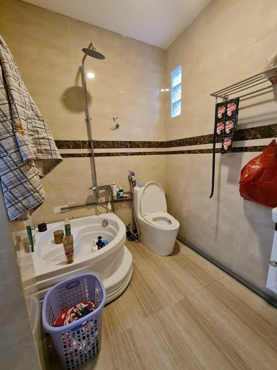 Bán gấp nhà Hồng Lĩnh 5,4m x 5,5m 3PN 3WC