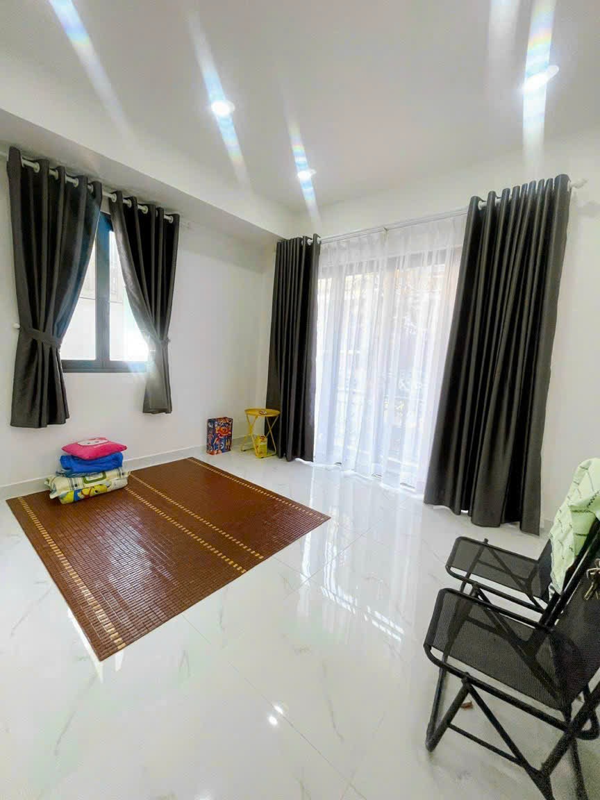 Nhà hẻm đẹp Lê Hồng Phong 3,7m x 6,5m 2 ngủ, 2 vệ sinh