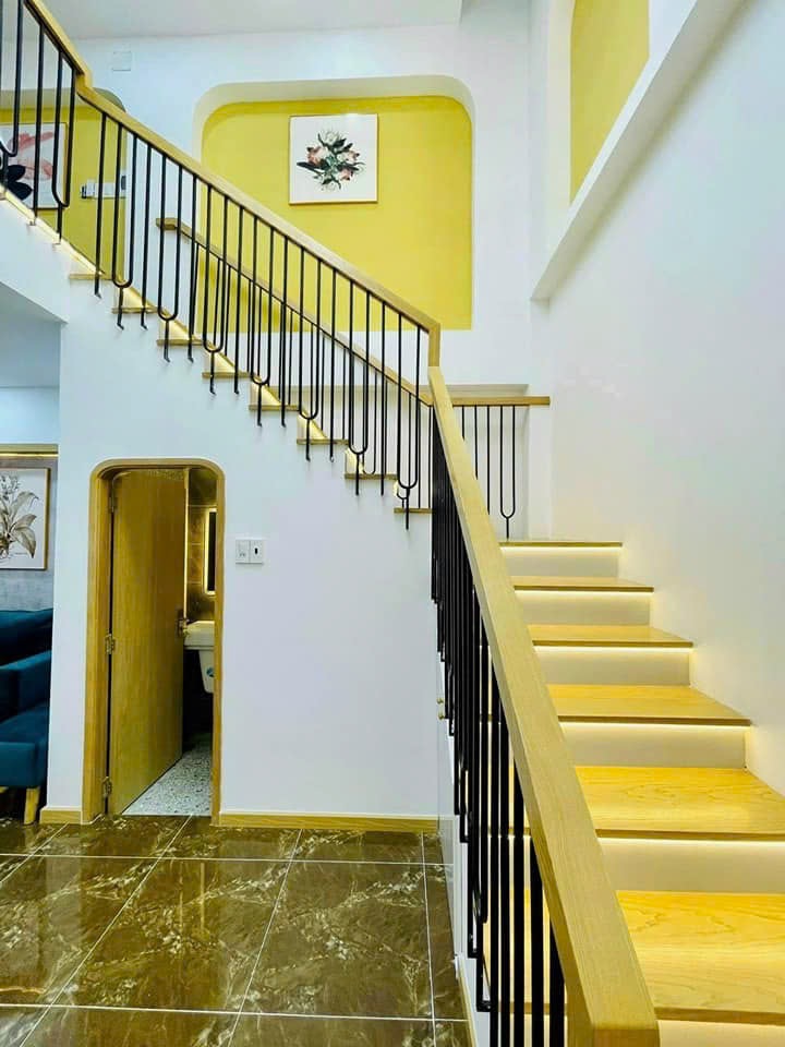 Nhà sân thượng Bình Lãnh, diện tích 27,3m2, 3PN, 3WC