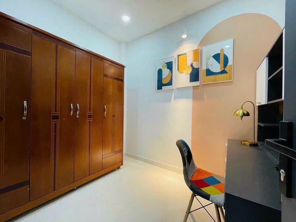 Nhà hẻm Điện Biên Phủ, diện tích 3,75m x 7,5m, 3PN, 3WC có SHR