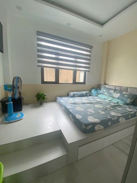Bán gấp nhà Nguyễn Thái Bình, Phường 4, Quận Tân Bình 4,3m x 9,2m 3PN 3WC