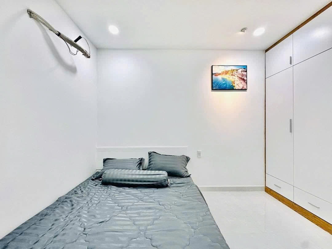 Nhà đẹp Phạm Văn Hai, Tân Bình 3,4m x 11m