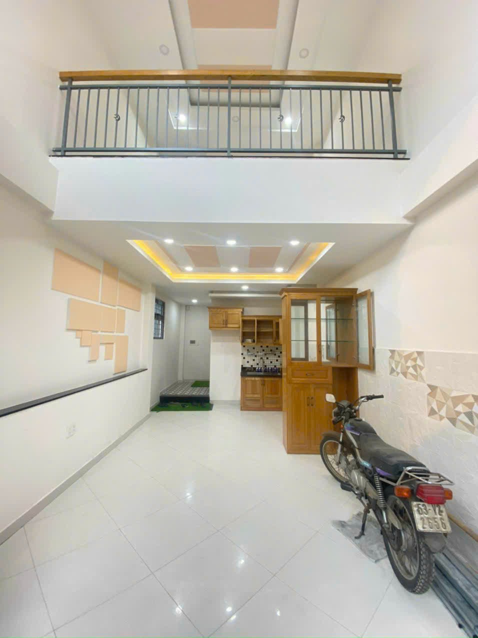 Nhà hẻm xe ba gác Châu Văn Liêm, 40m2 2 ngủ 3 vệ sinh