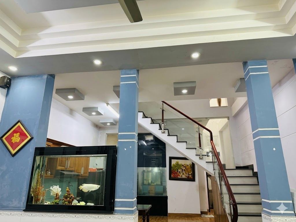 Ngay nhà thờ Chí Hoà, Vân Côi, hẻm Vf3, diện tích 4,21m x 13,7m, trệt, 2 lầu, sân thượng, giá 9,9 tỷ