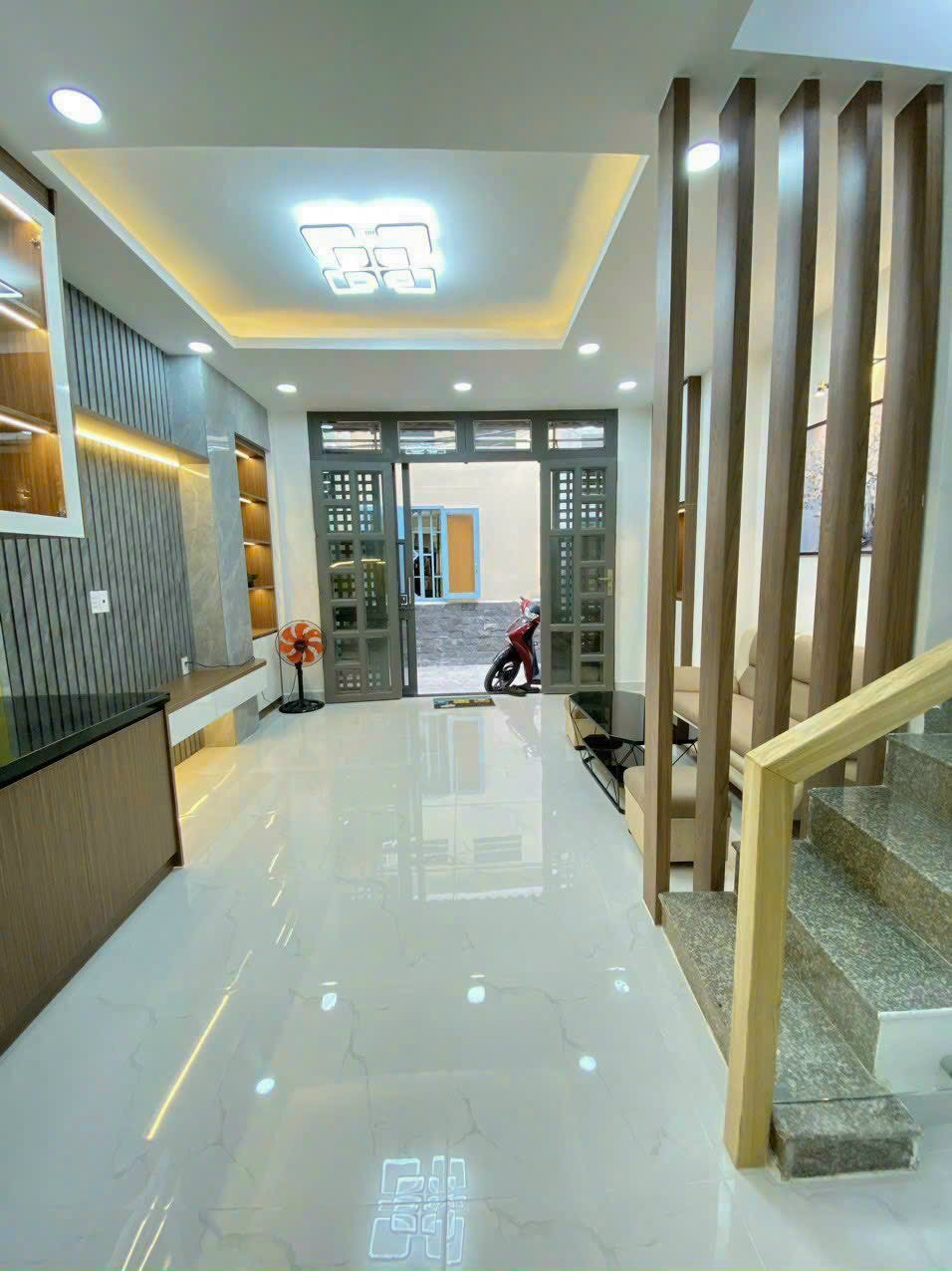 Bán nhà hẻm Đồng Đen, Tân Bình 4,5m x 7m
