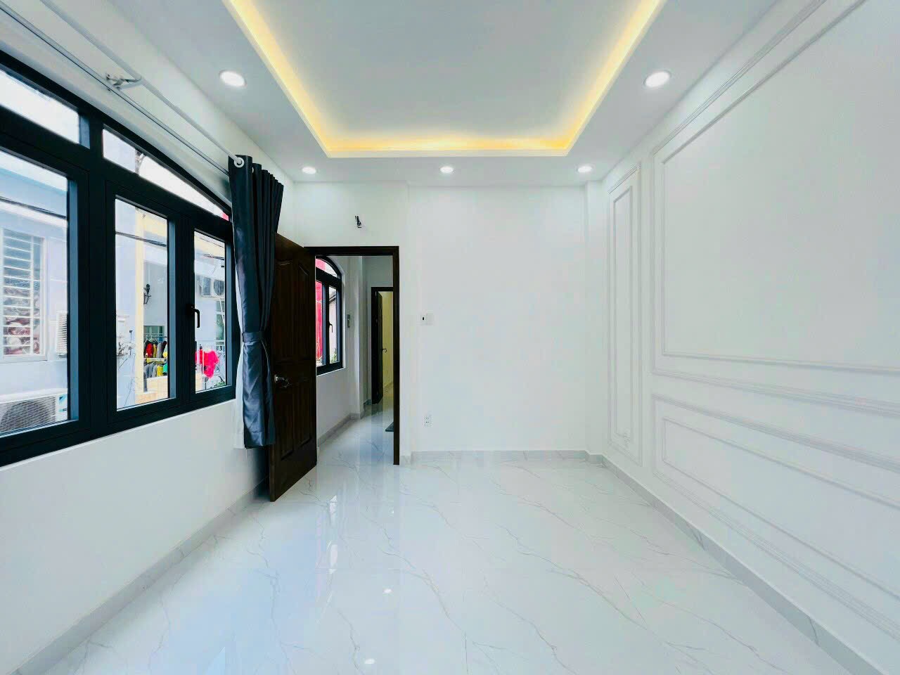 Cần bán gấp sân thượng Chợ Lớn, Quận 6, 3,3m x 12m, 3PN, 4WC
