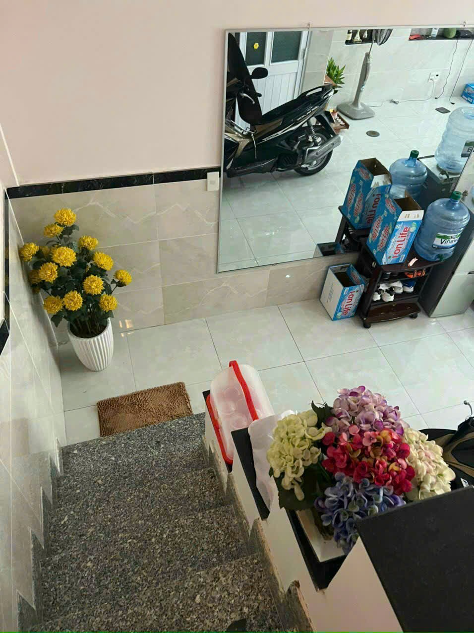 Hẻm xe hơi Trần Hưng Đạo 32m2 2PN 3WC có SHR vào ở ngay