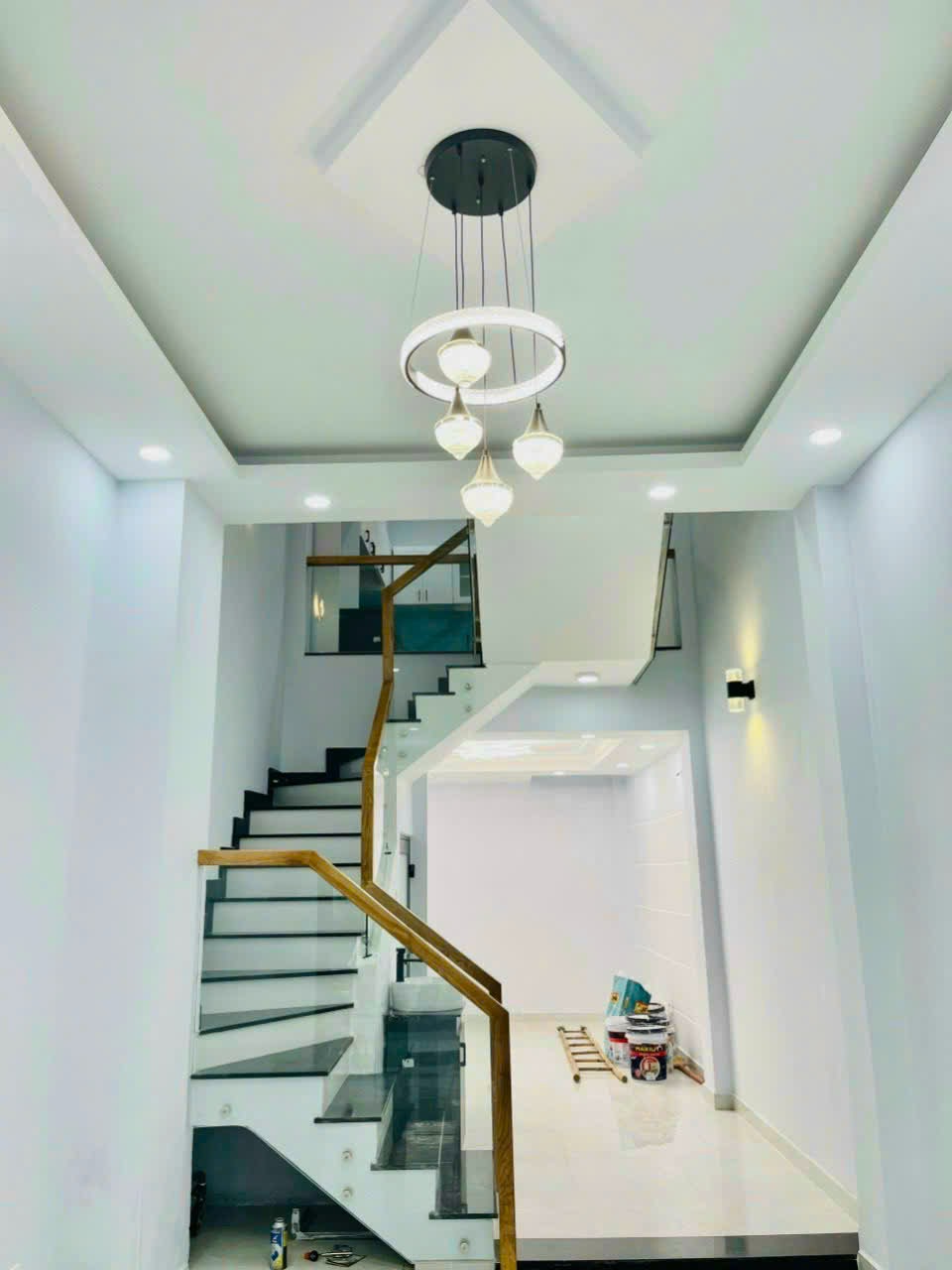 Chốt nhanh nhà Trung tâm Quận 5, 3,5m x 12m, 3 PN, 4 WC có SHR vài ở ngay